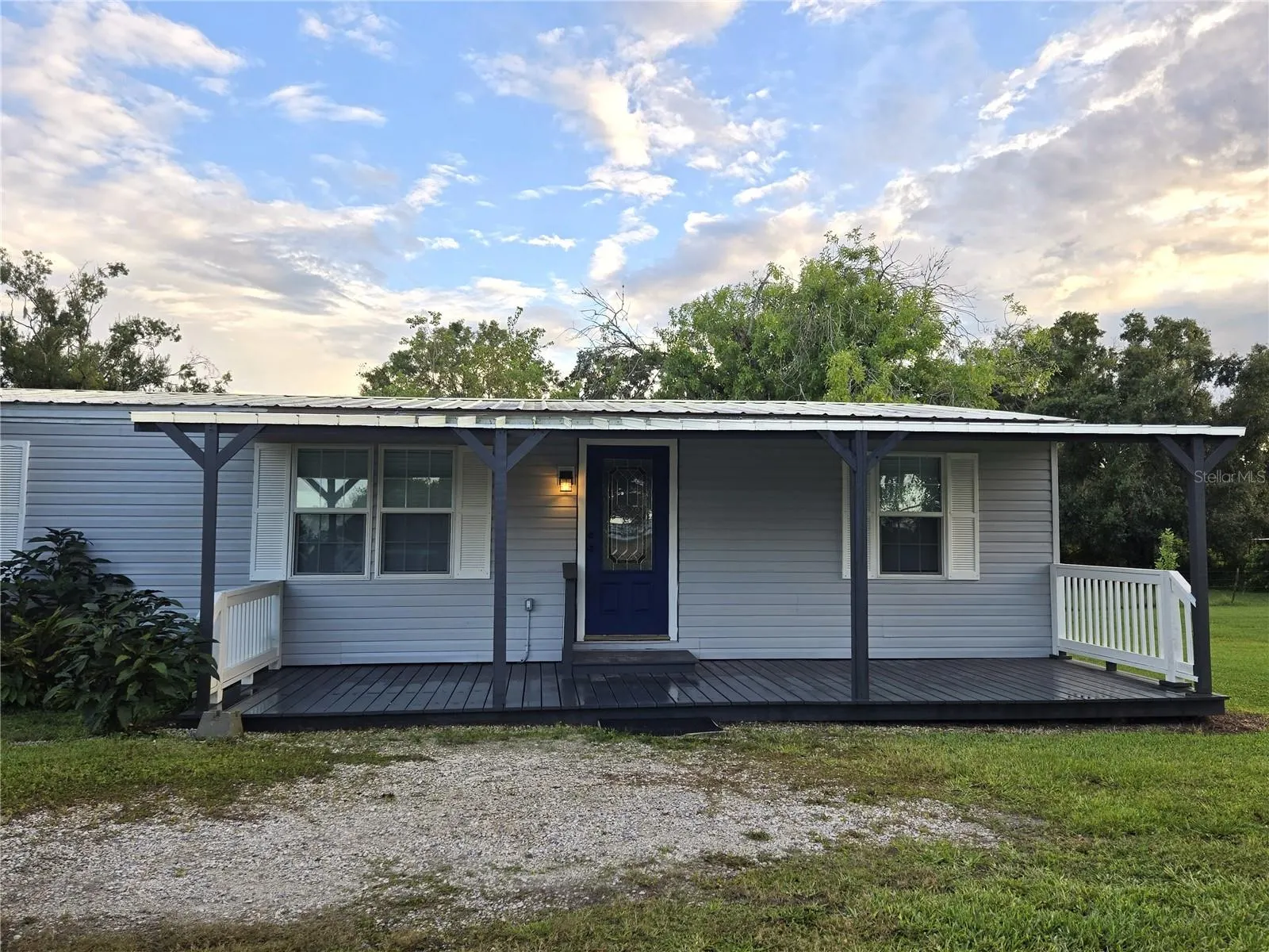 3301 MEDULLA RD