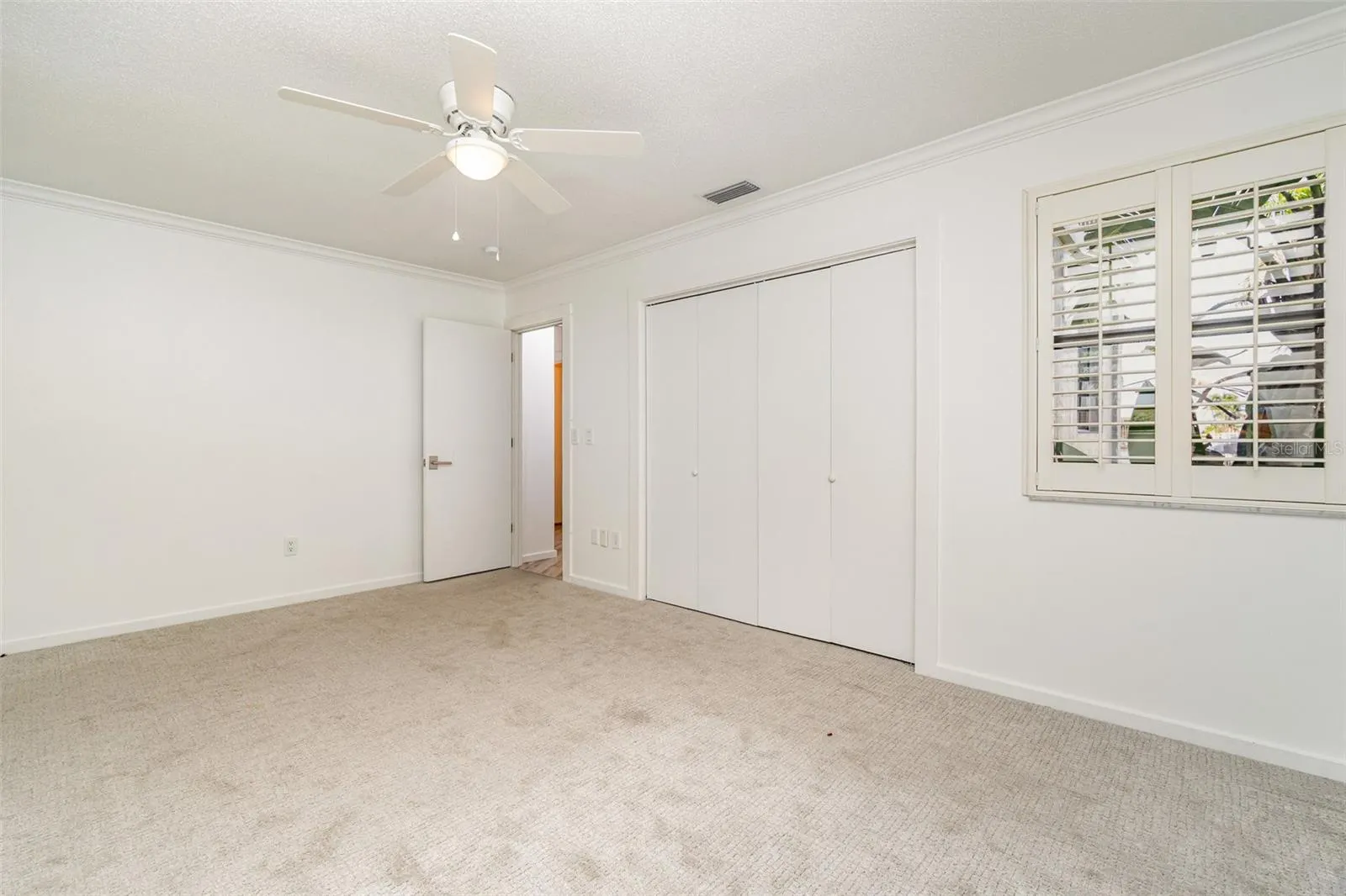 1520 COLUMBIAN DR