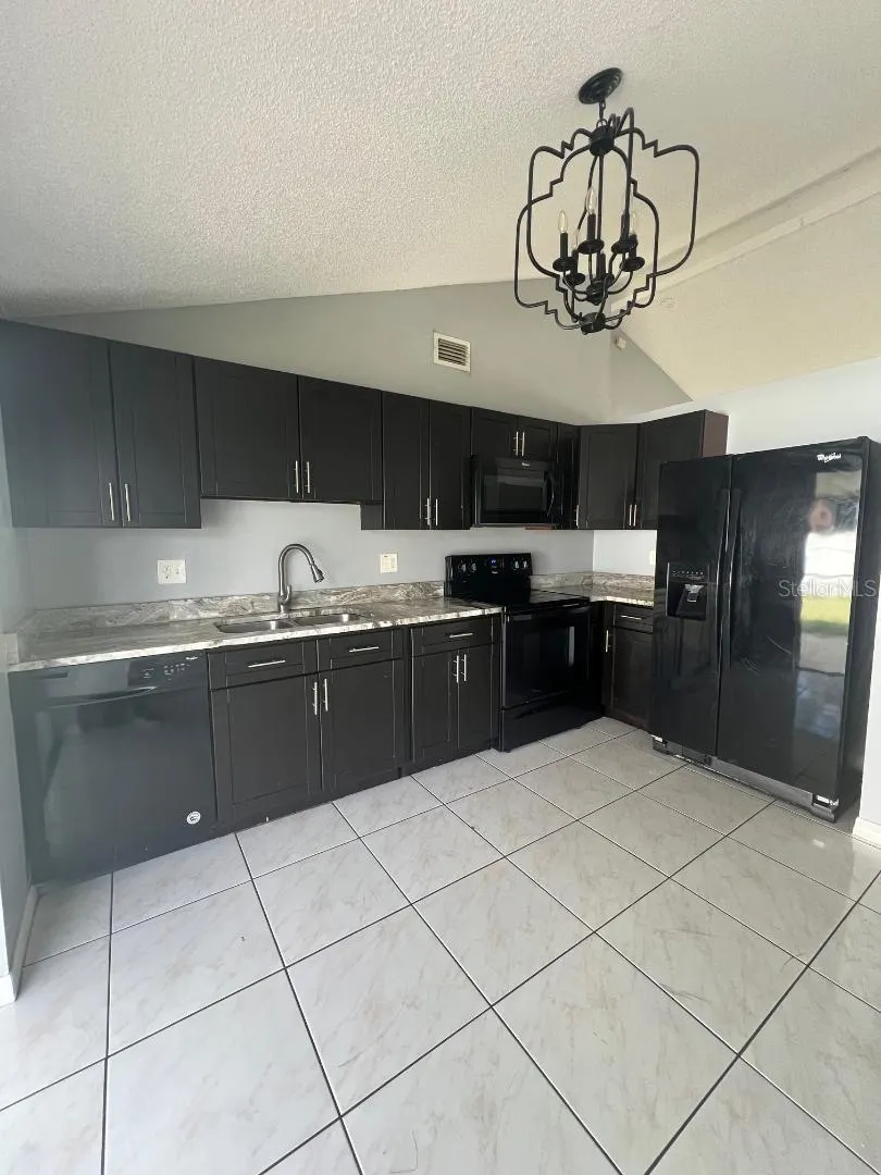 10107 TALLWOOD CT