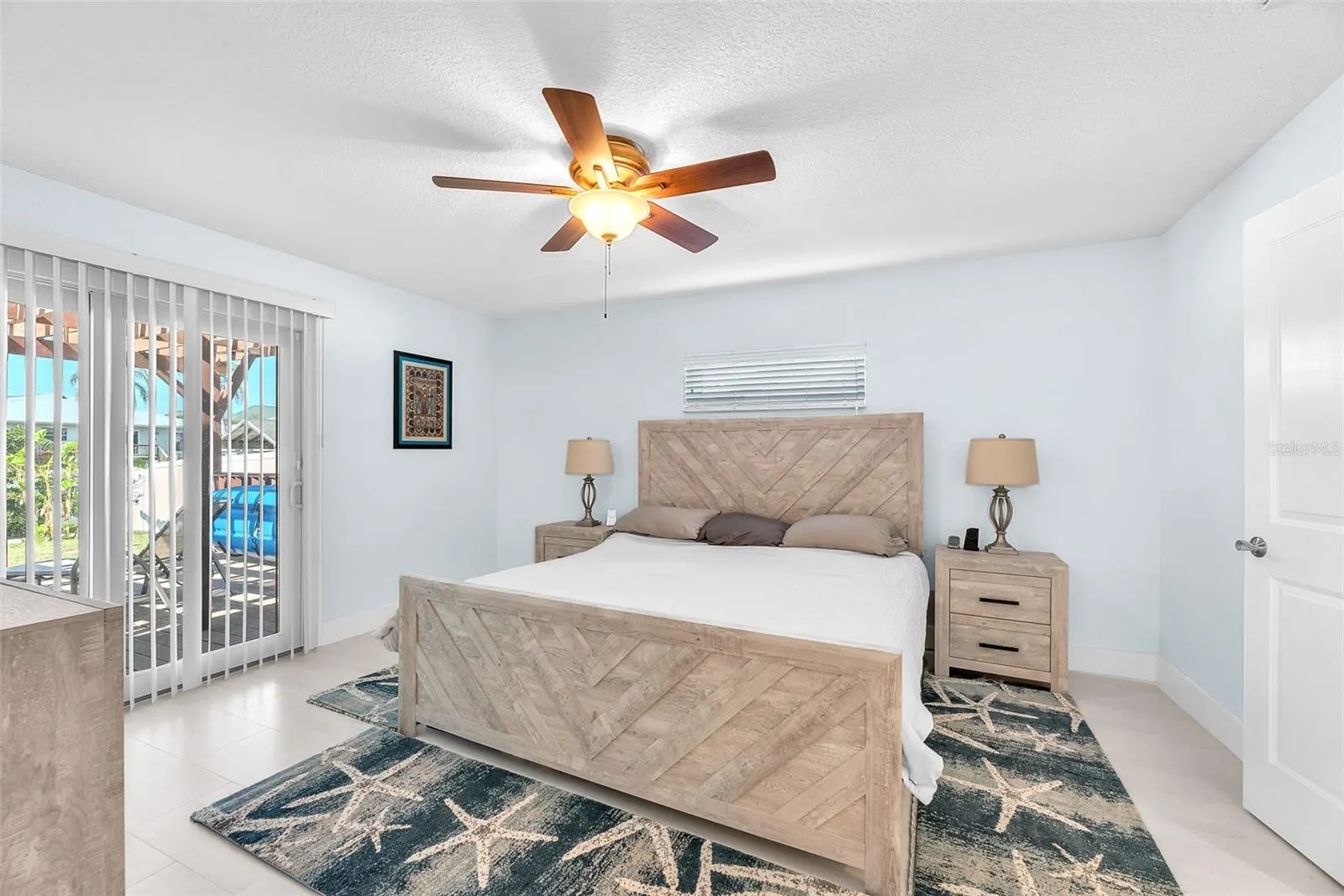 1012 SPINDLE PALM WAY