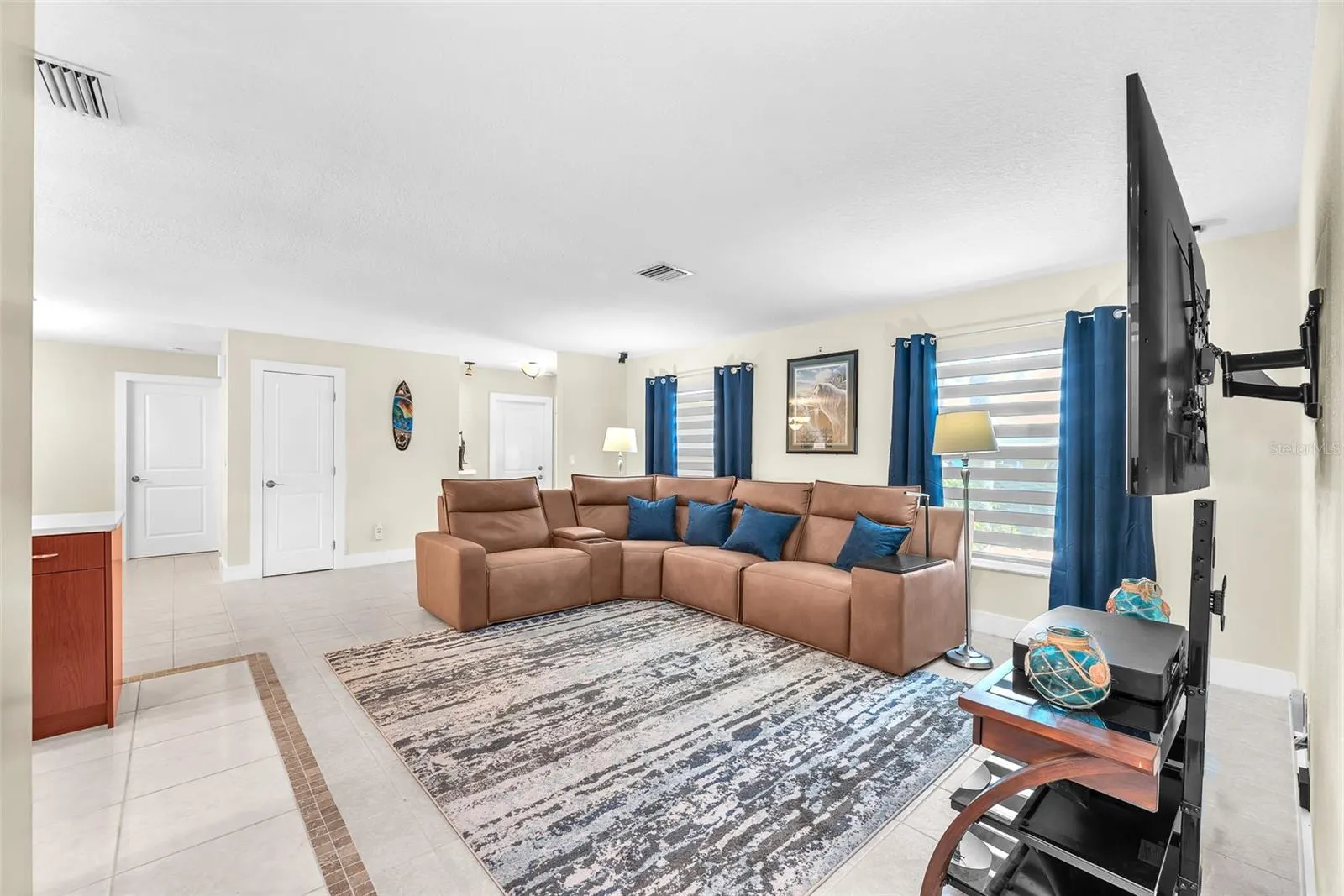 1012 SPINDLE PALM WAY
