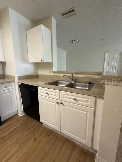 18001 RICHMOND PLACE DR #327, #327