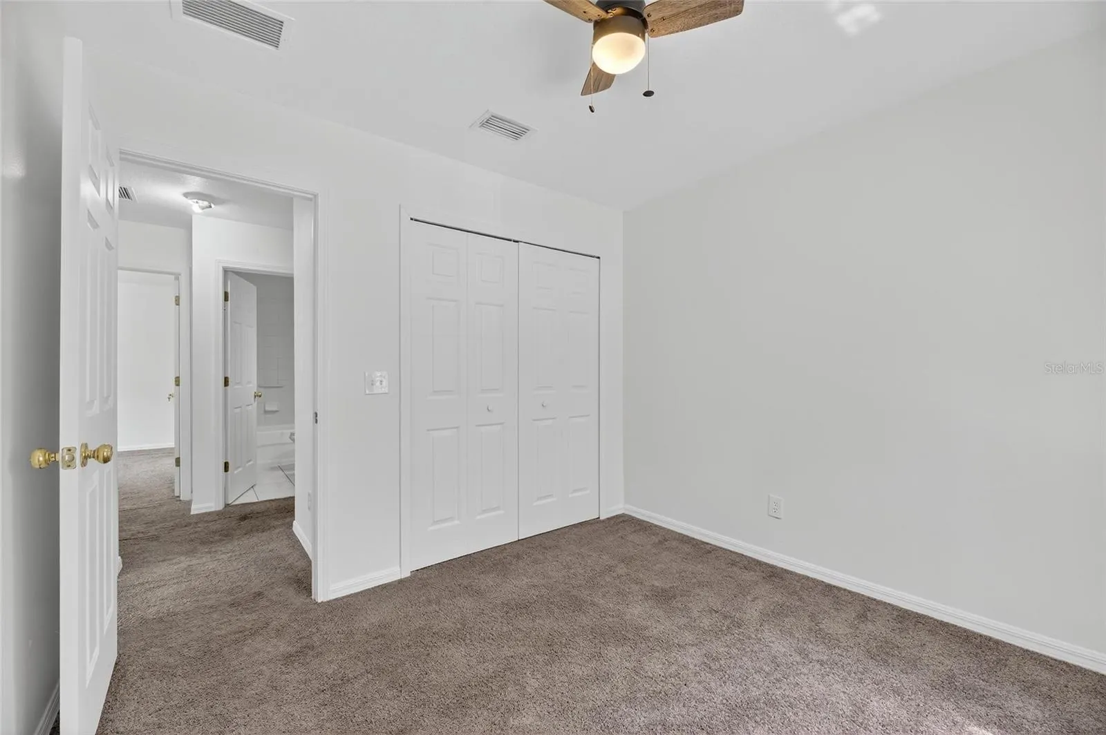 10737 KEYS GATE DR