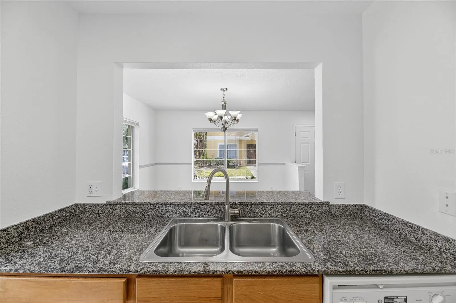 10737 KEYS GATE DR