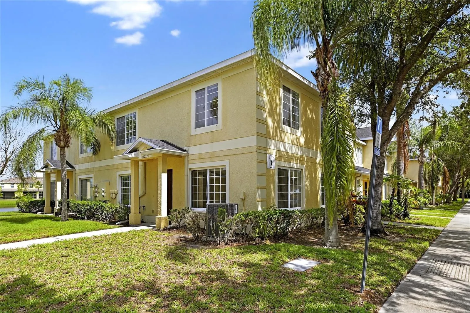 10737 KEYS GATE DR