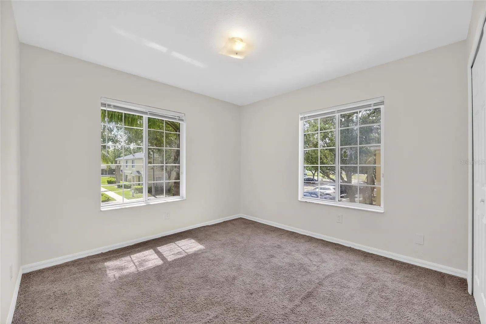 10737 KEYS GATE DR
