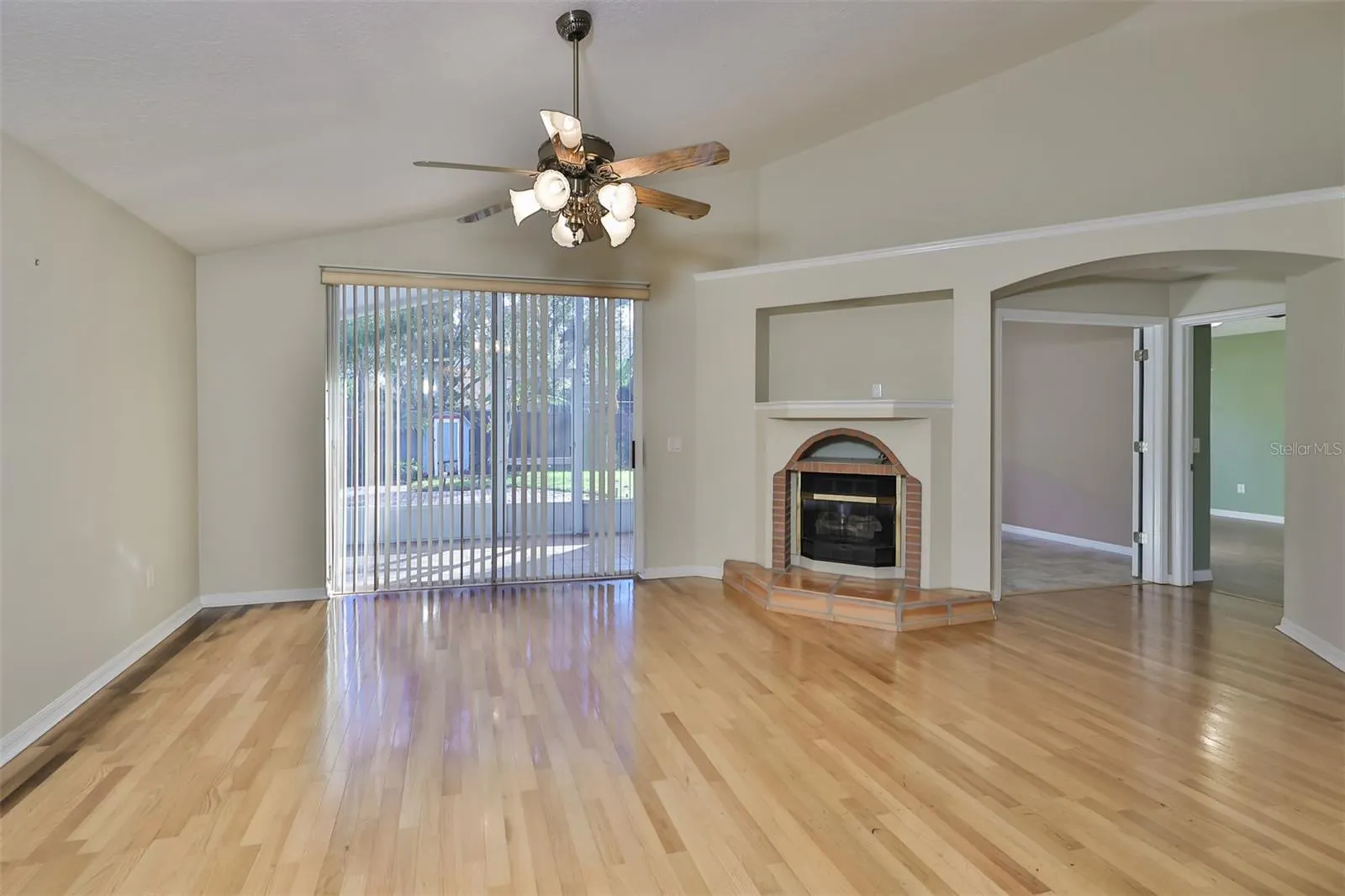 18903 GERANIUM PL