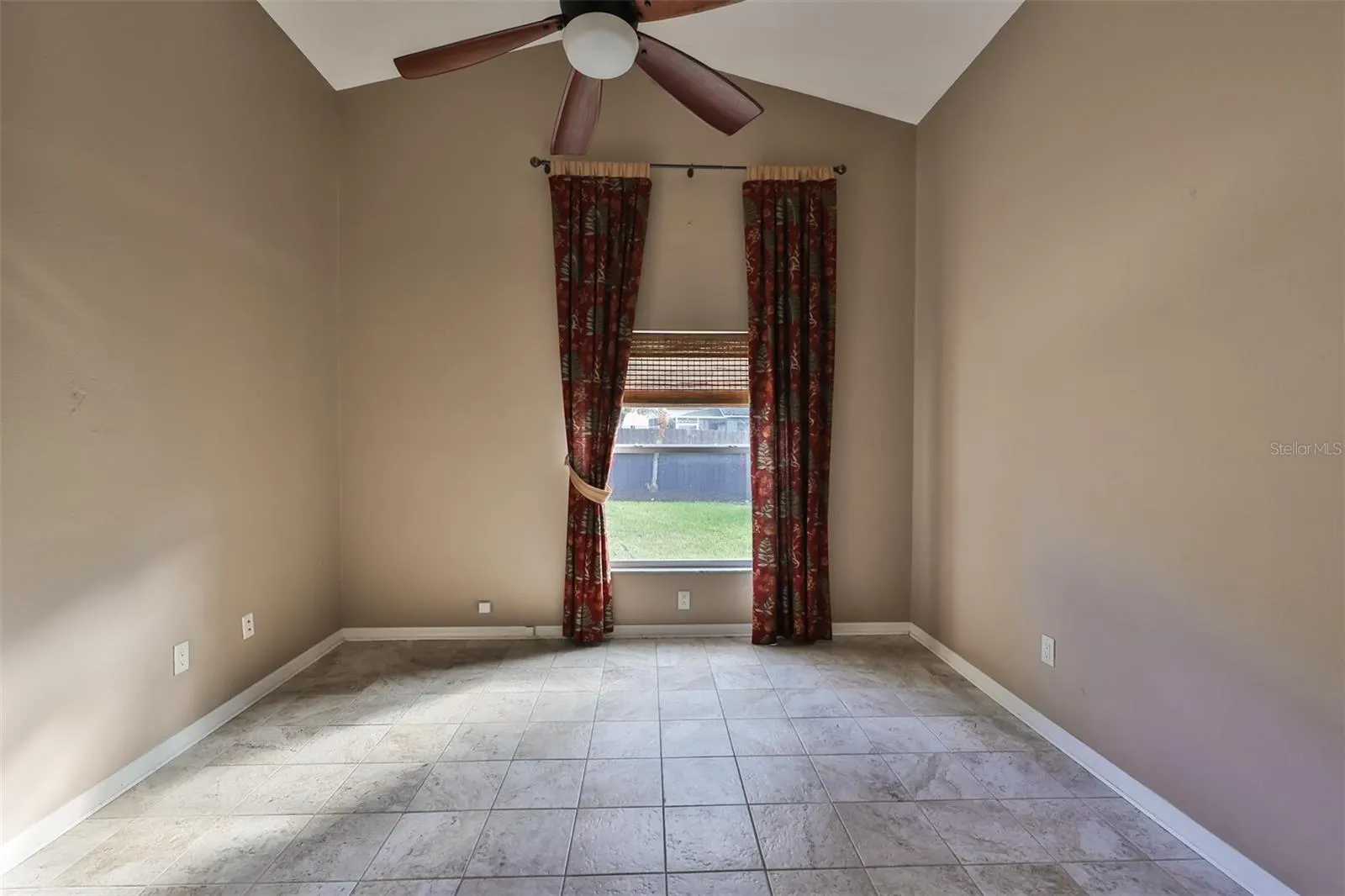18903 GERANIUM PL
