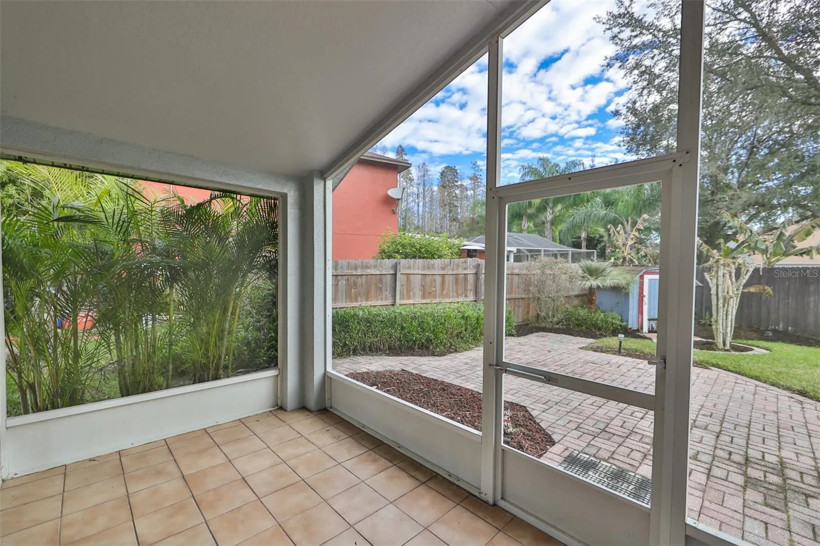 18903 GERANIUM PL
