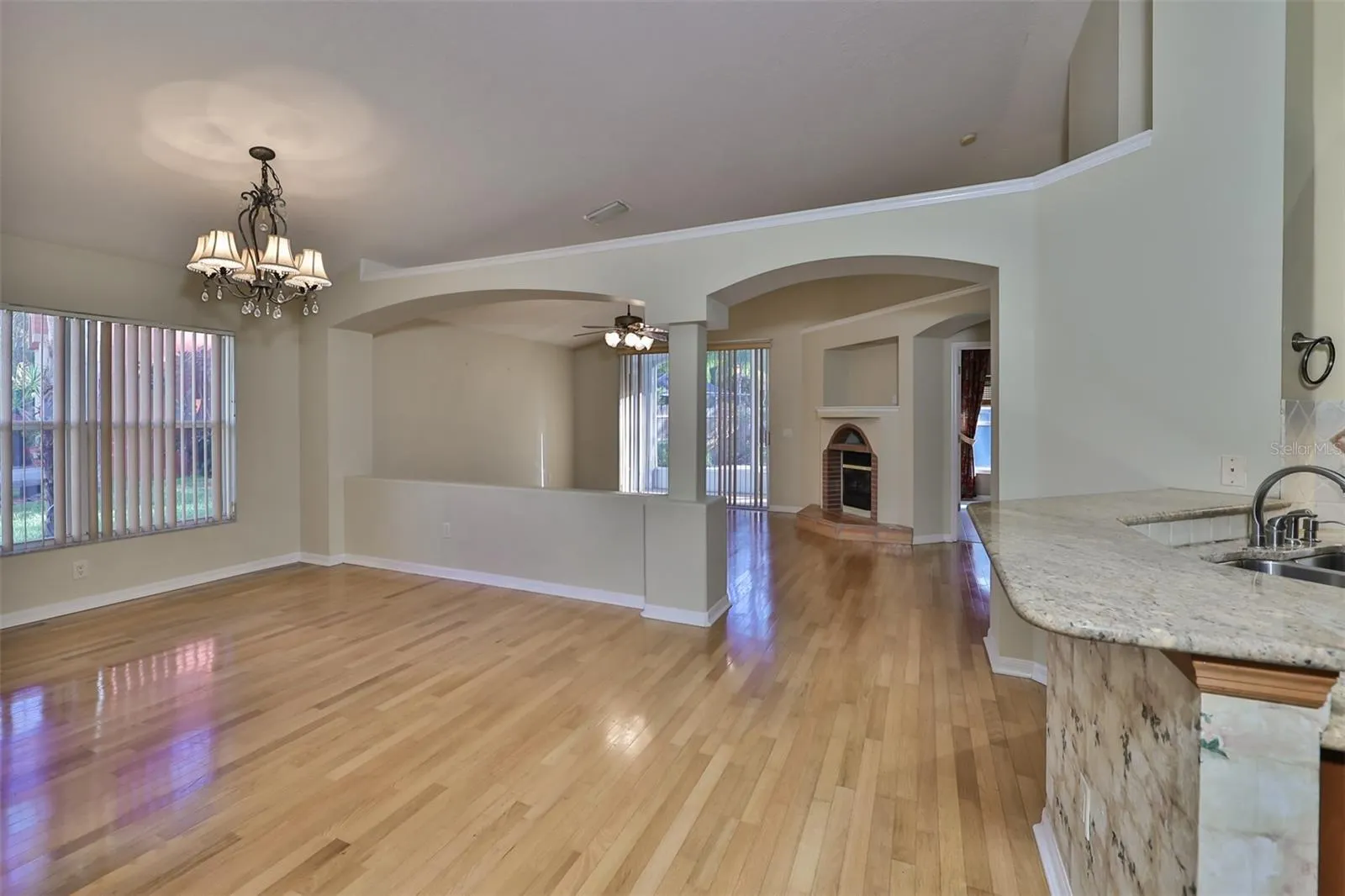 18903 GERANIUM PL