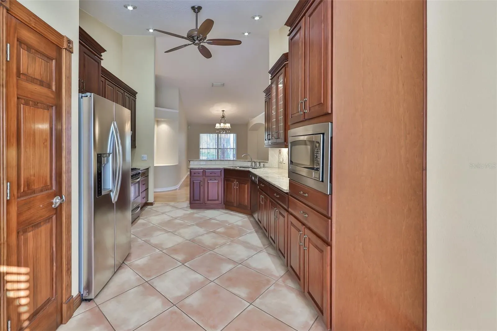 18903 GERANIUM PL