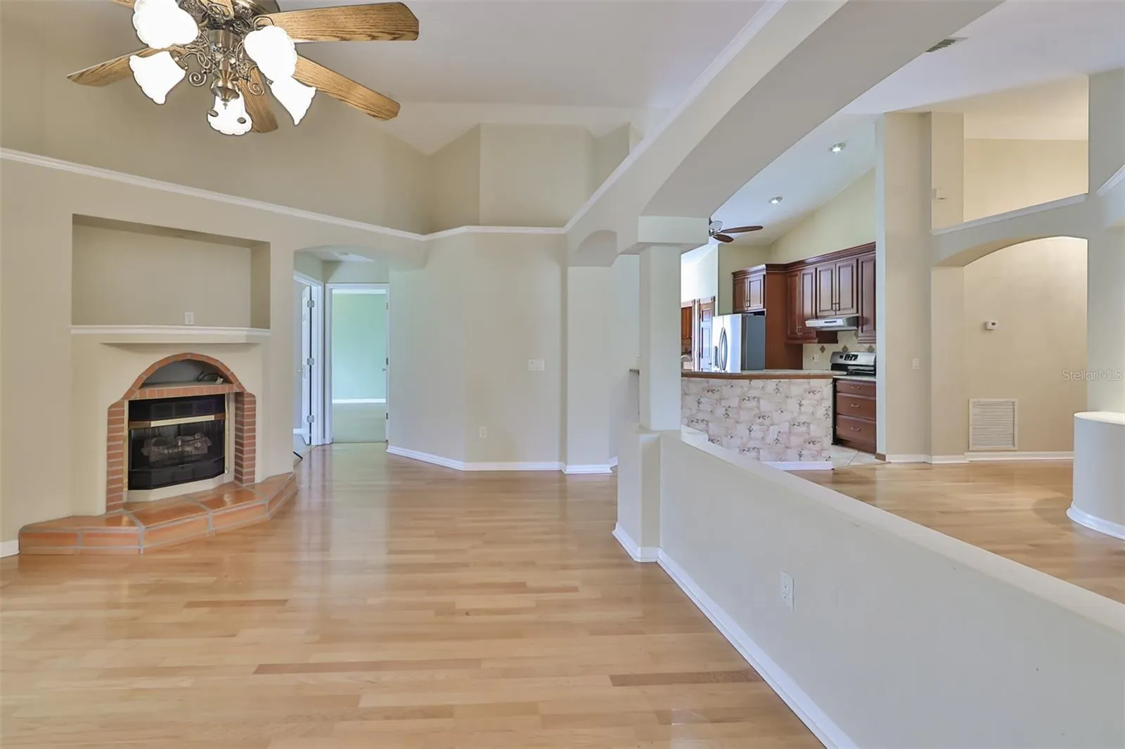 18903 GERANIUM PL