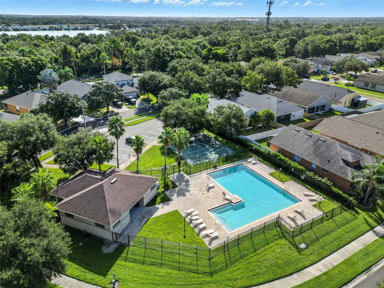 8630 SANDY PLAINS DR