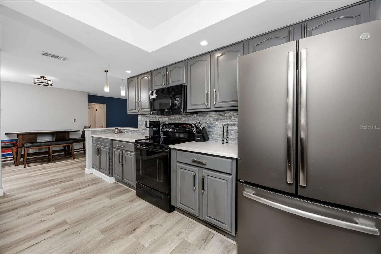 1271 EDENVILLE AVE