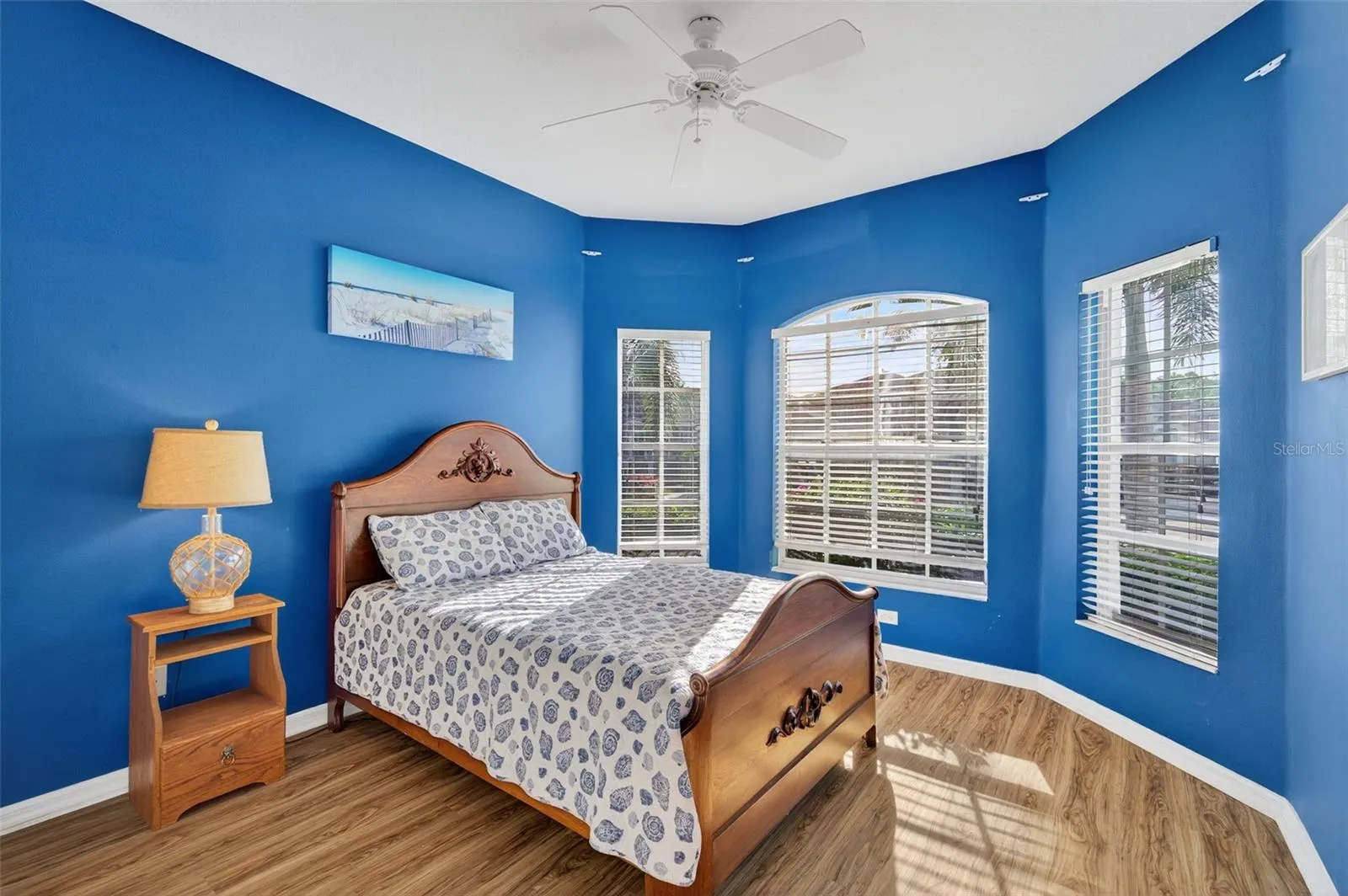 10123 MOWRY LN
