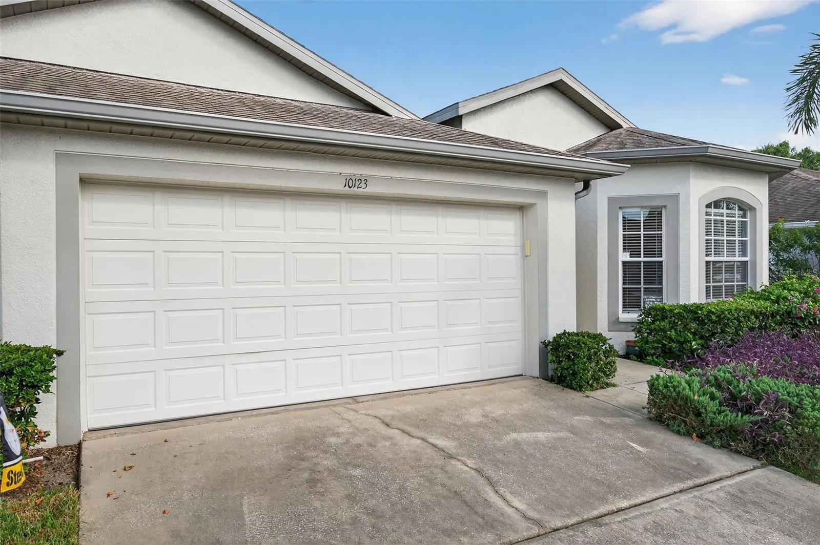 10123 MOWRY LN