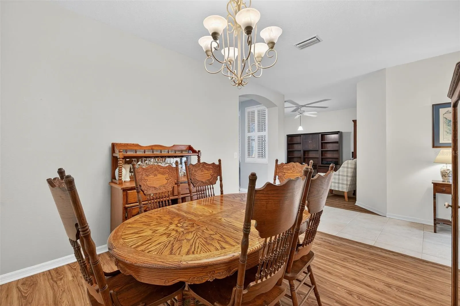 10123 MOWRY LN