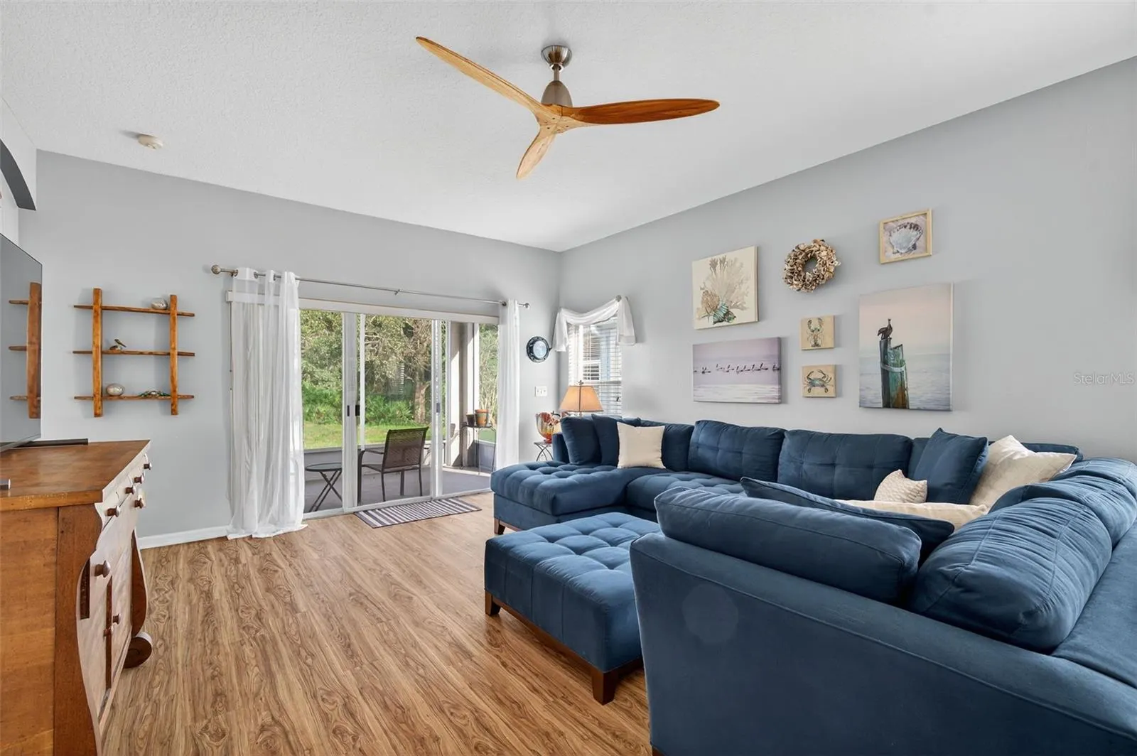 10123 MOWRY LN