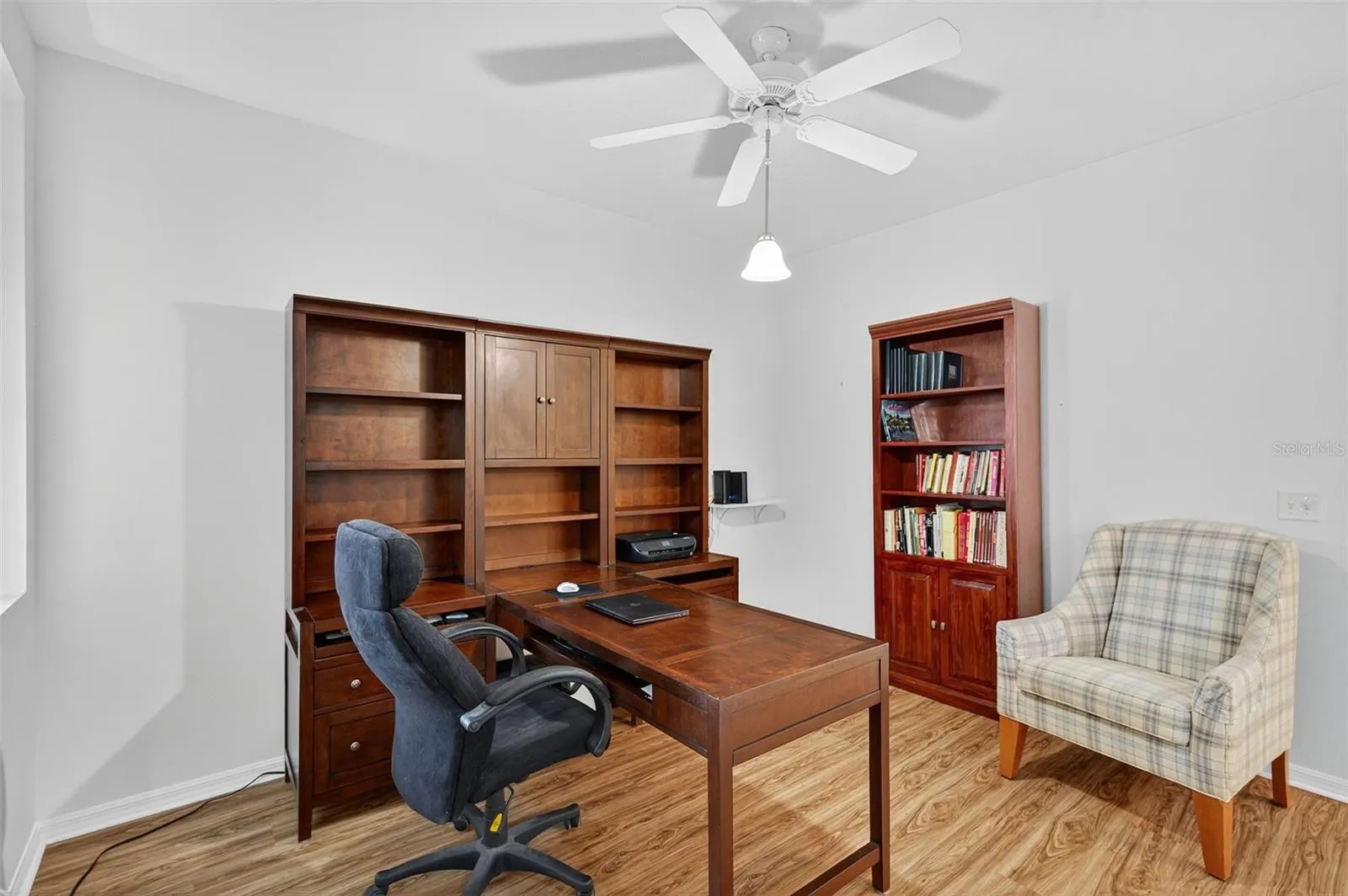 10123 MOWRY LN