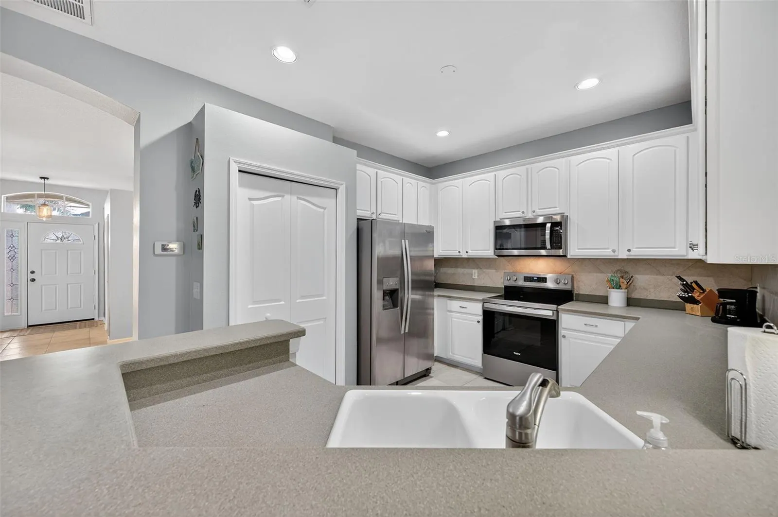 10123 MOWRY LN
