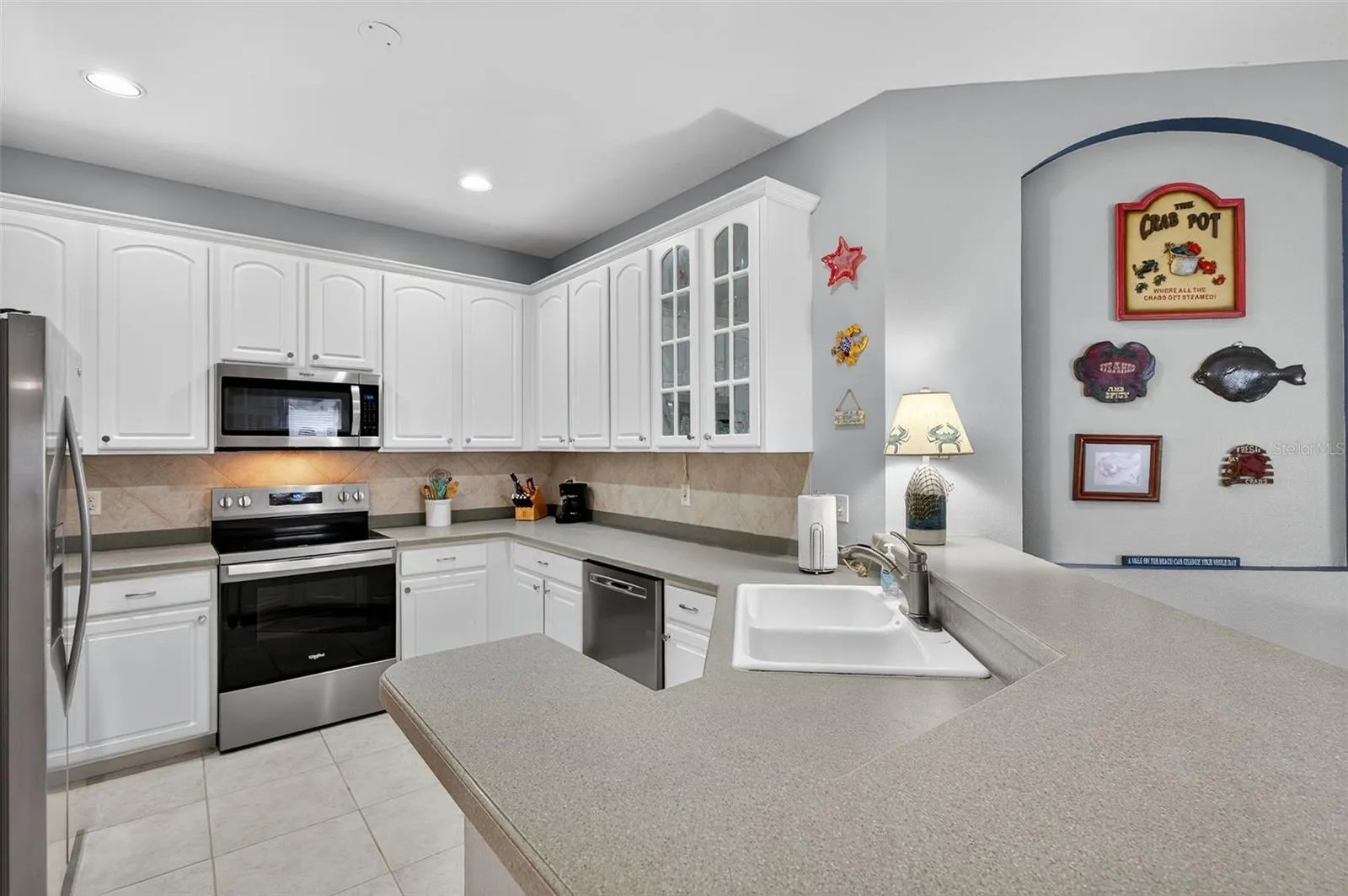 10123 MOWRY LN