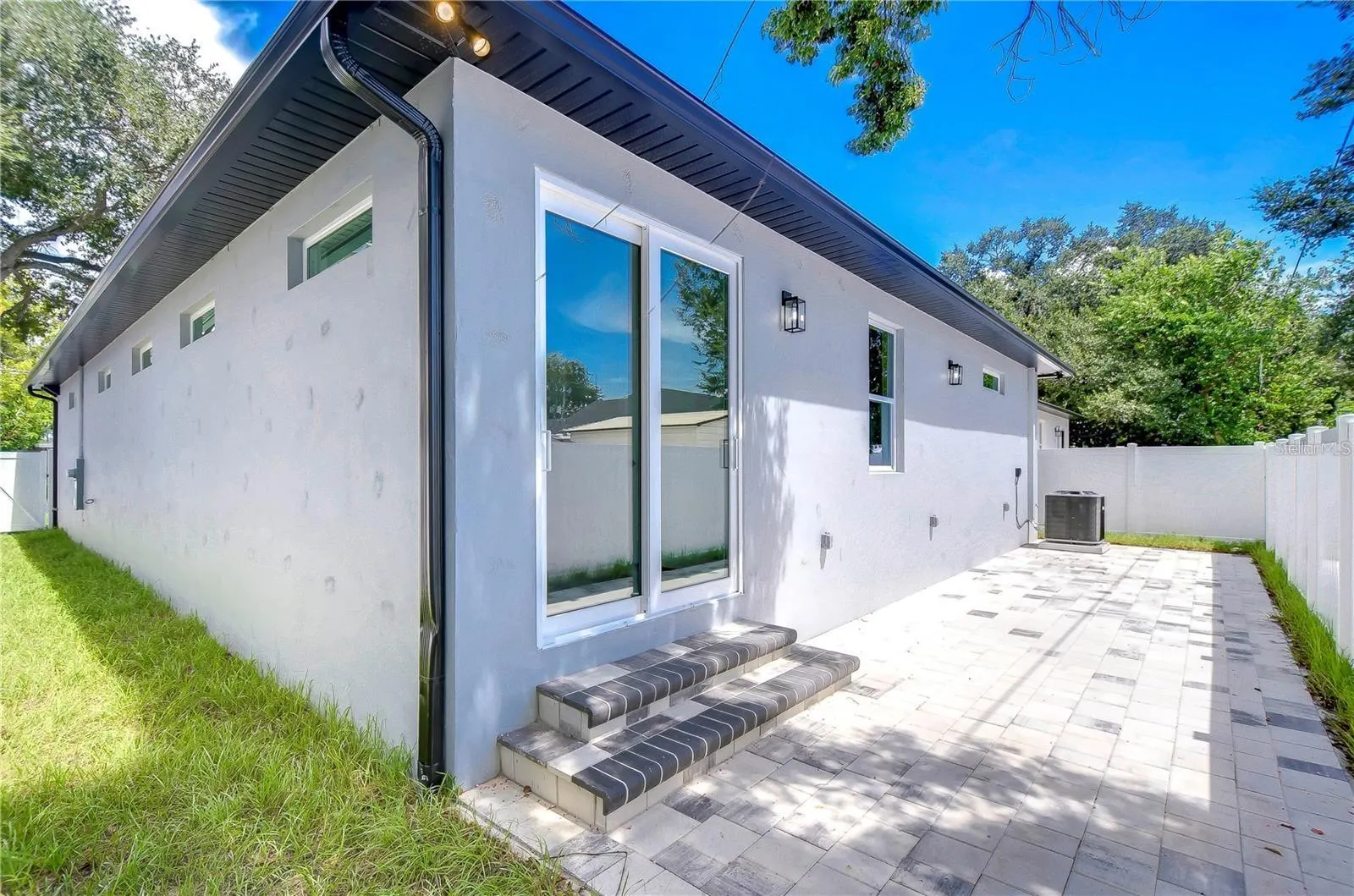 2308 W SAINT LOUIS ST #1/2, #1/2