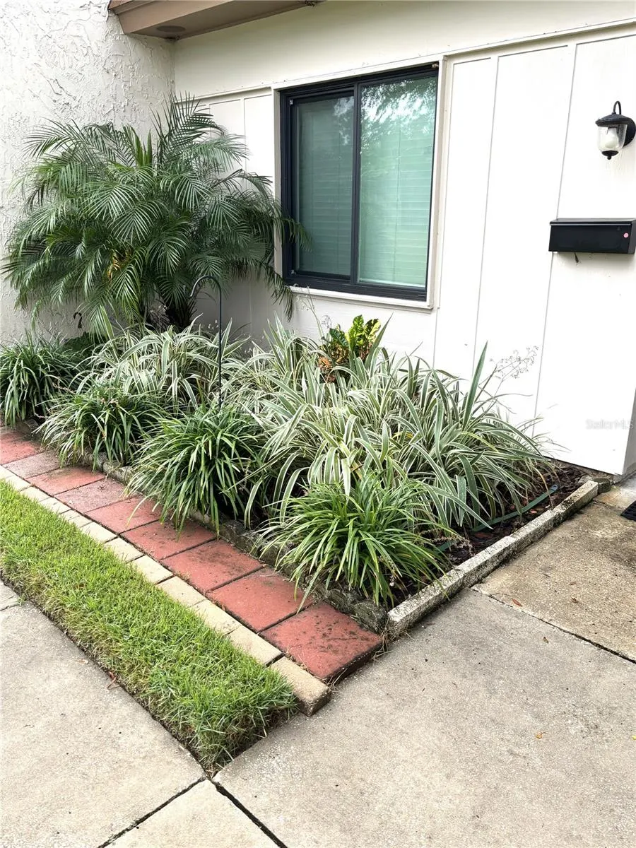 1175 MISSION CIR #1175, #1175