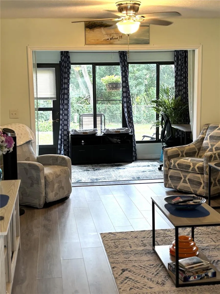 1175 MISSION CIR #1175, #1175