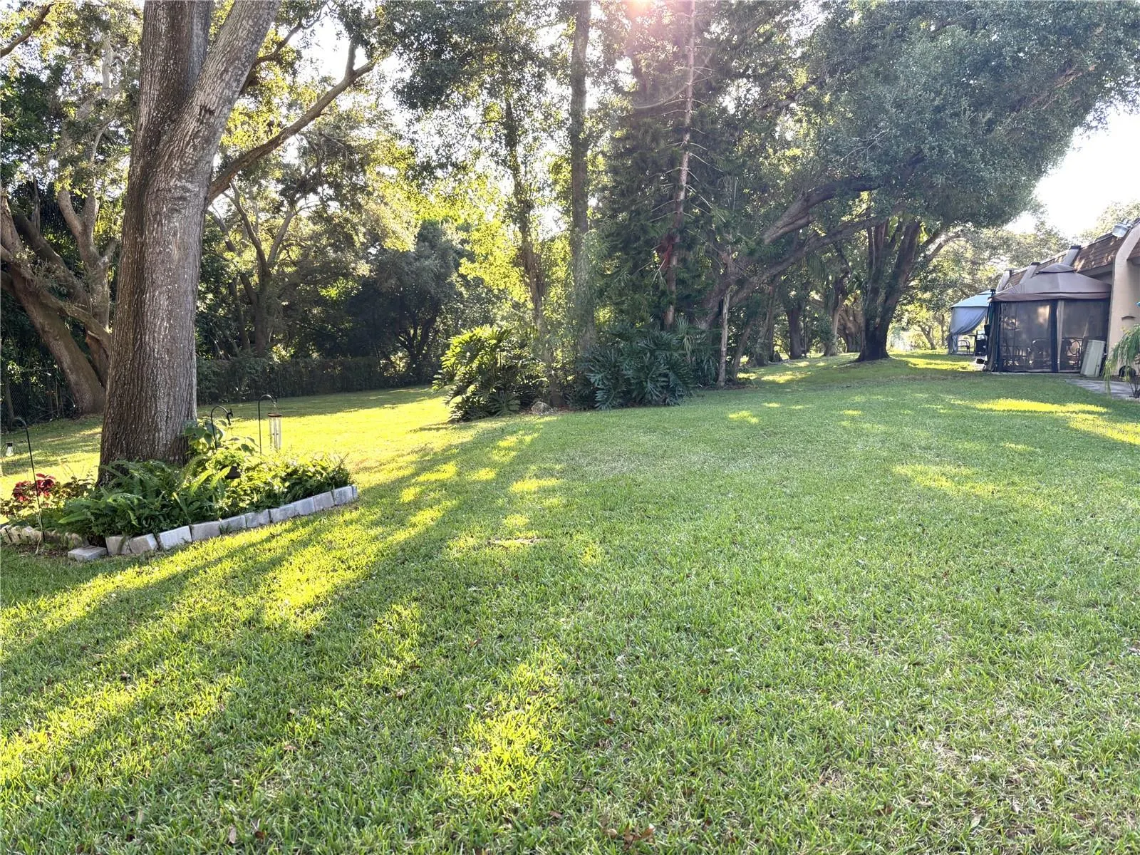 1175 MISSION CIR #1175, #1175
