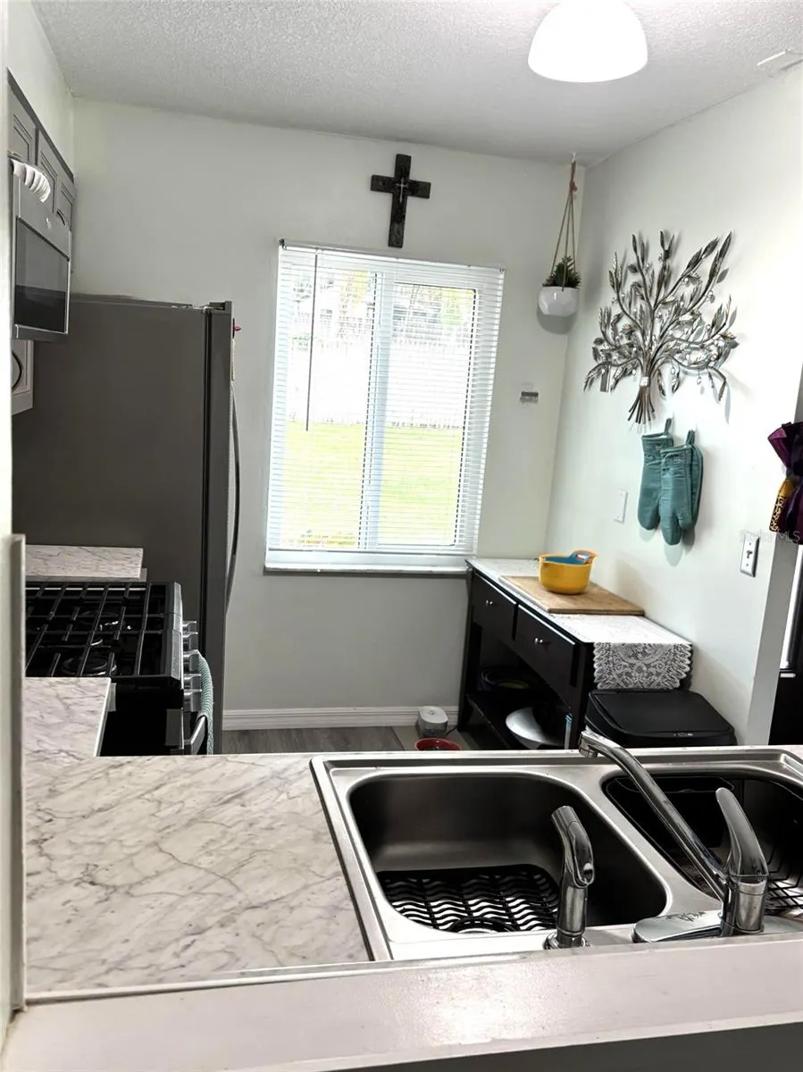 1175 MISSION CIR #1175, #1175