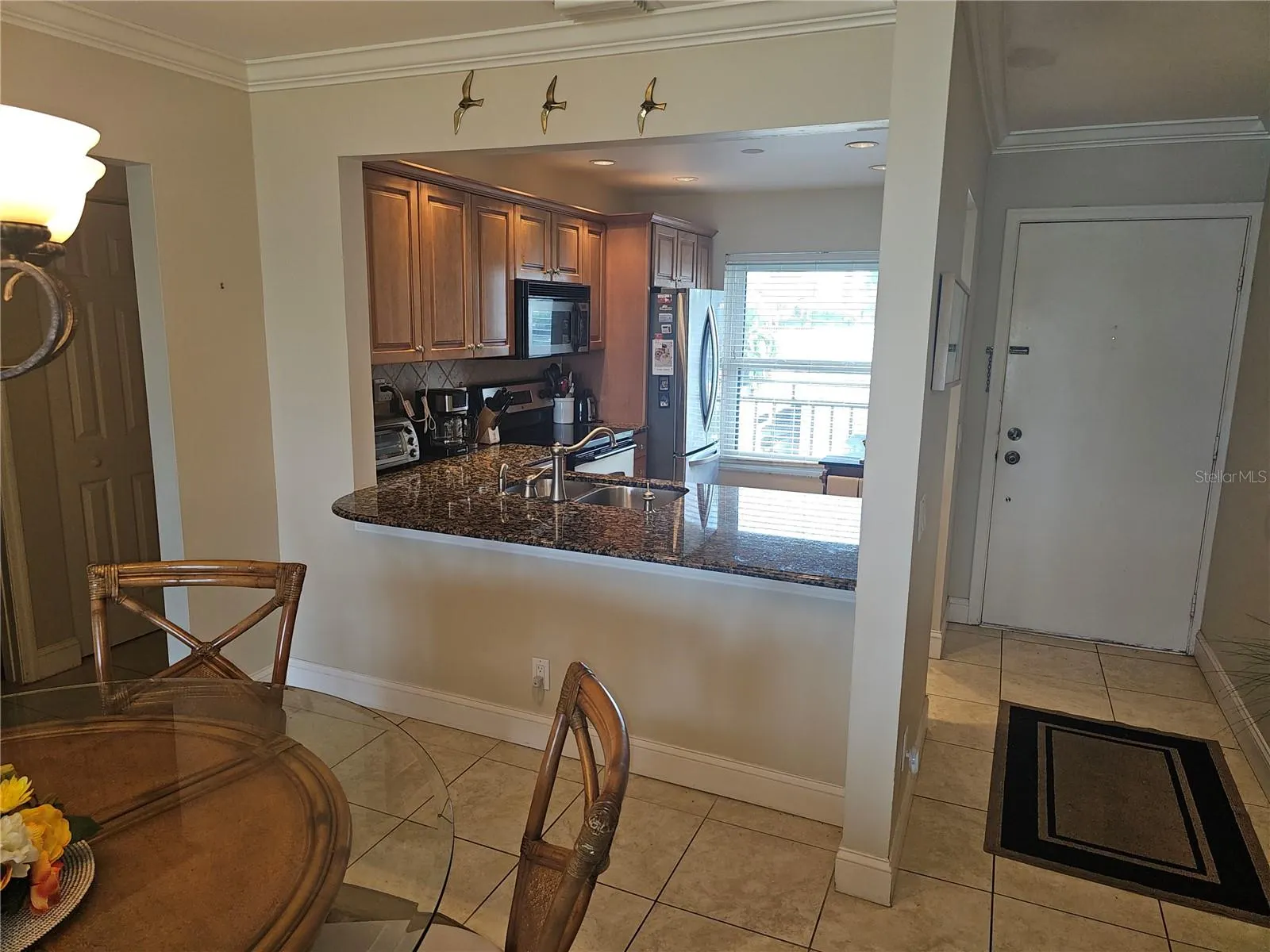 6177 SUN BLVD #203, #203