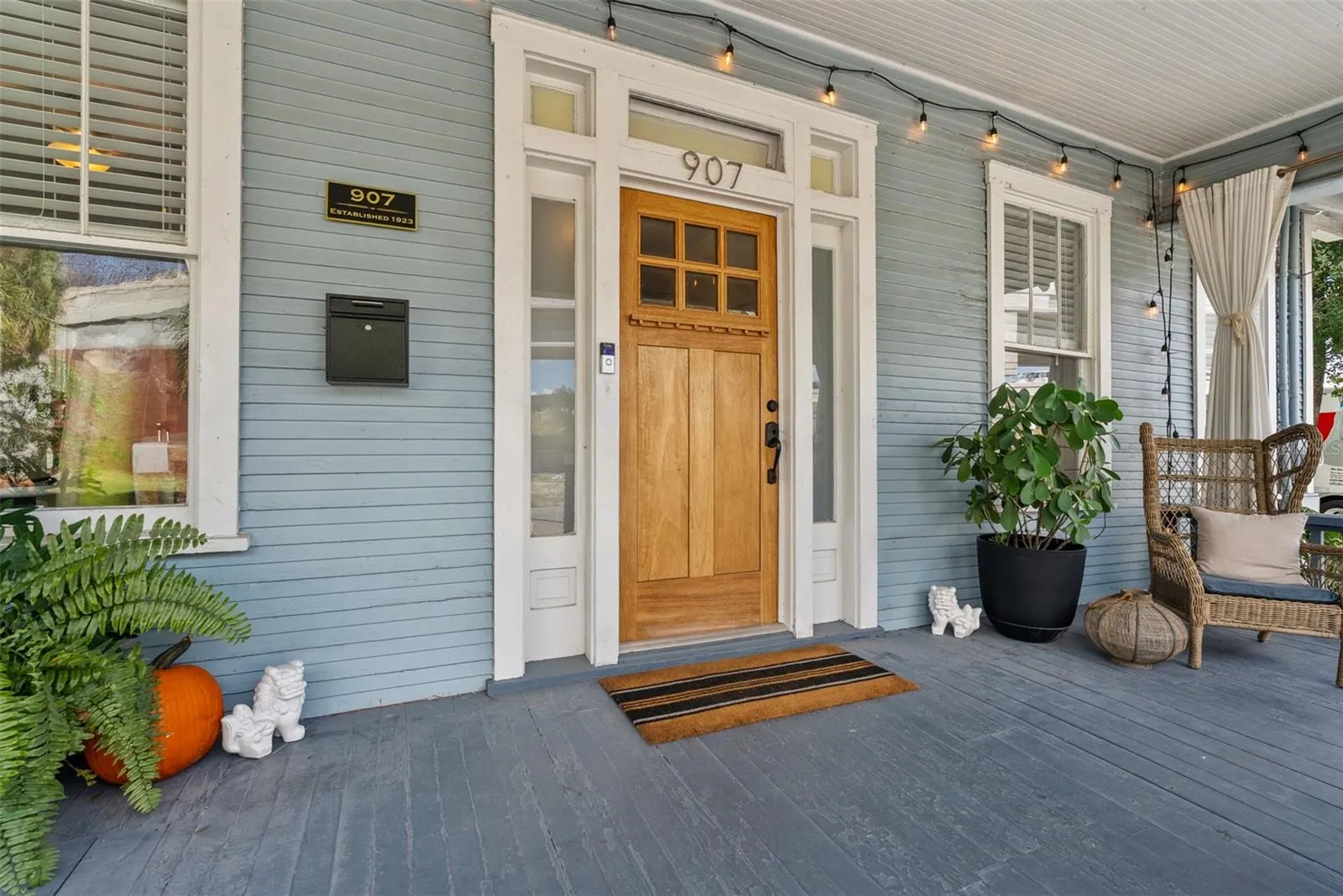 907 E 12TH AVE