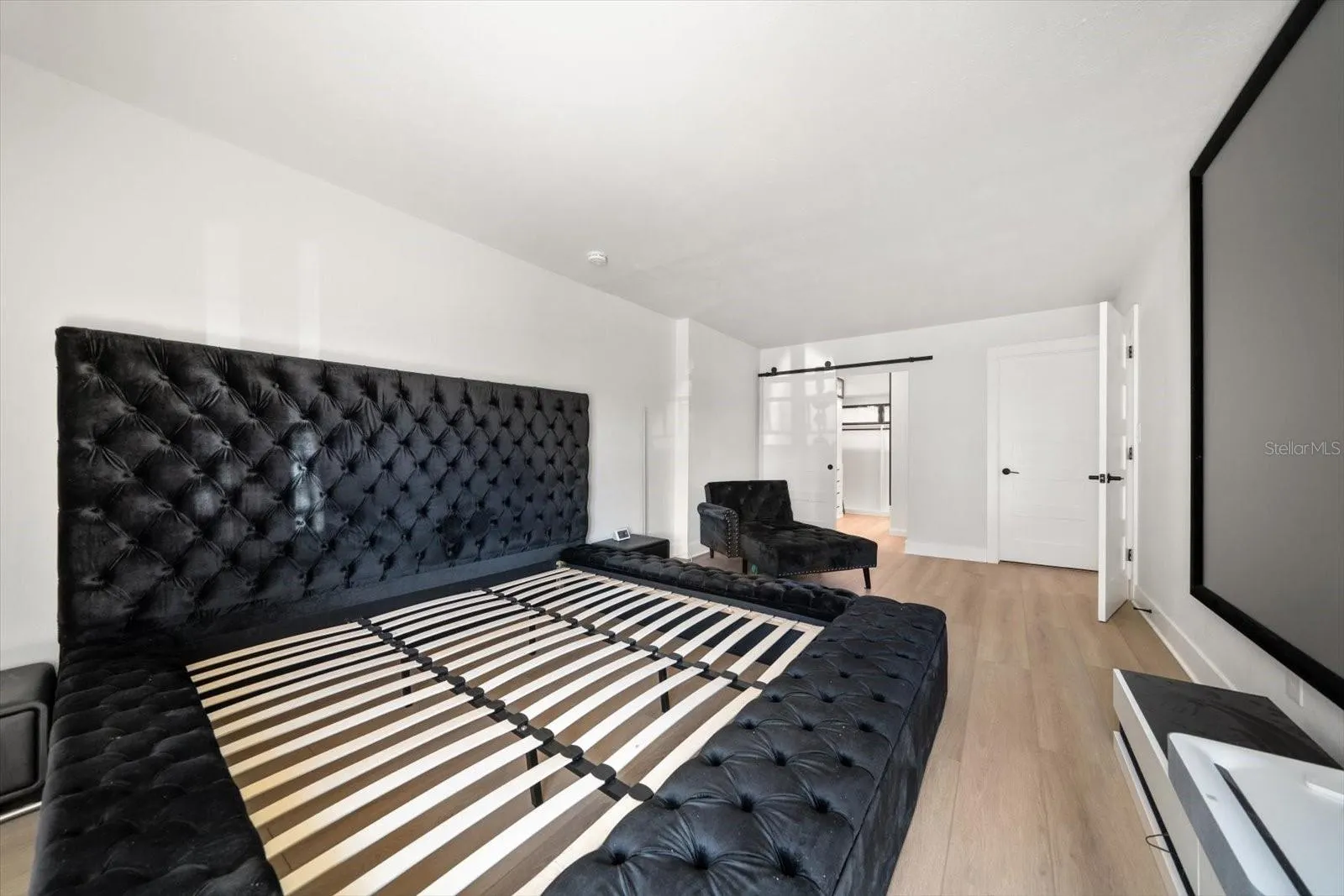 855 BAYWAY BLVD #105, #105