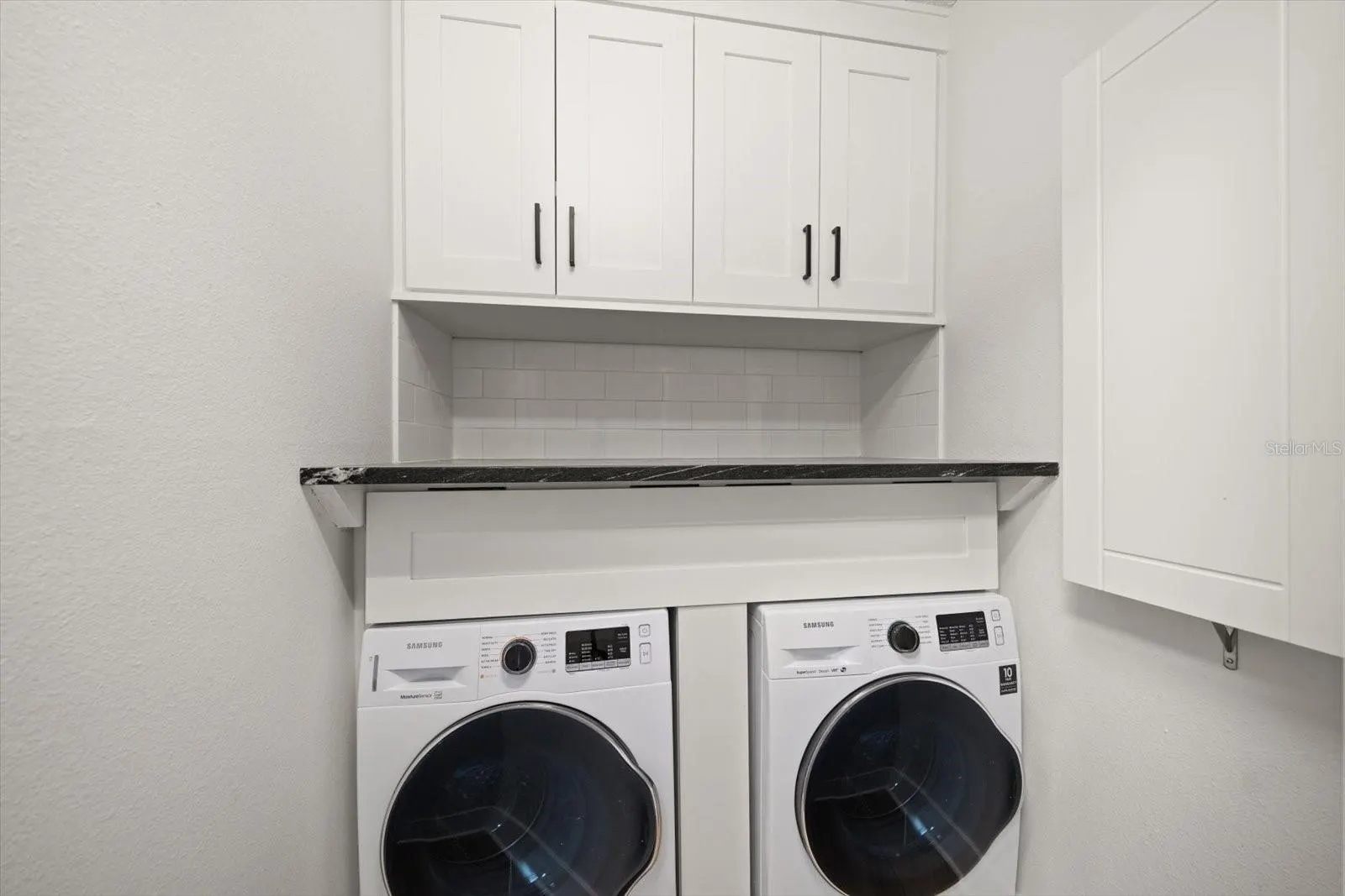 855 BAYWAY BLVD #105, #105
