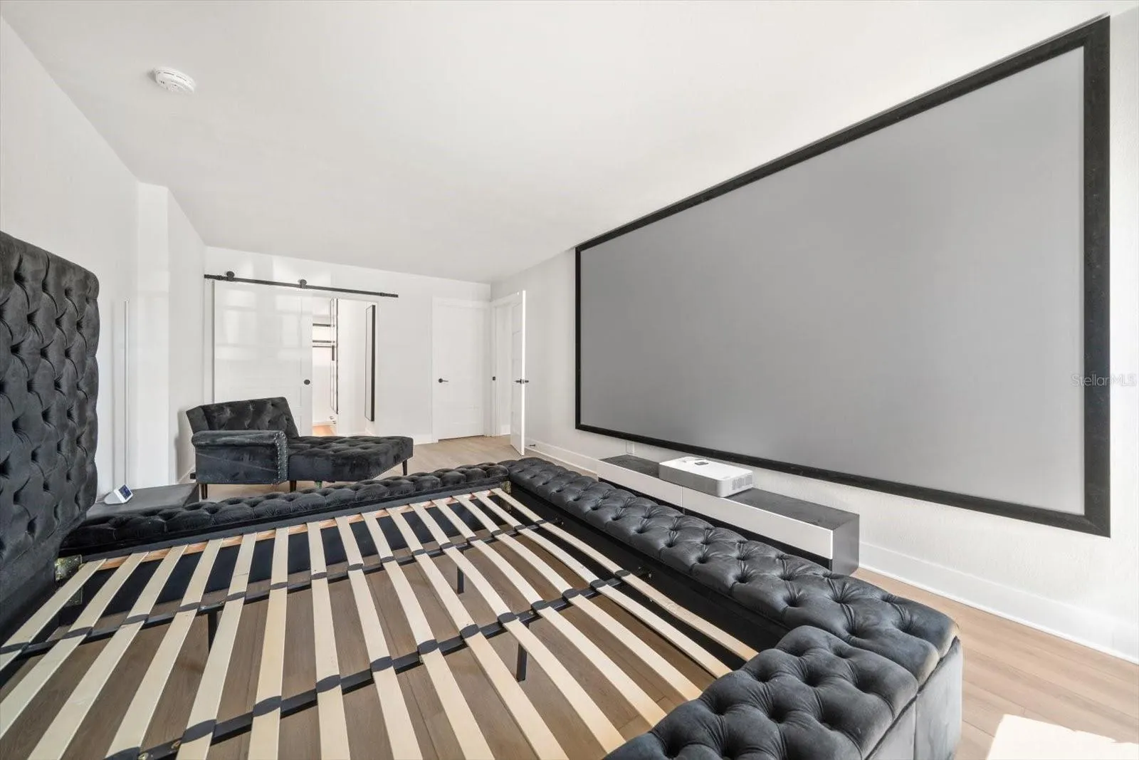 855 BAYWAY BLVD #105, #105