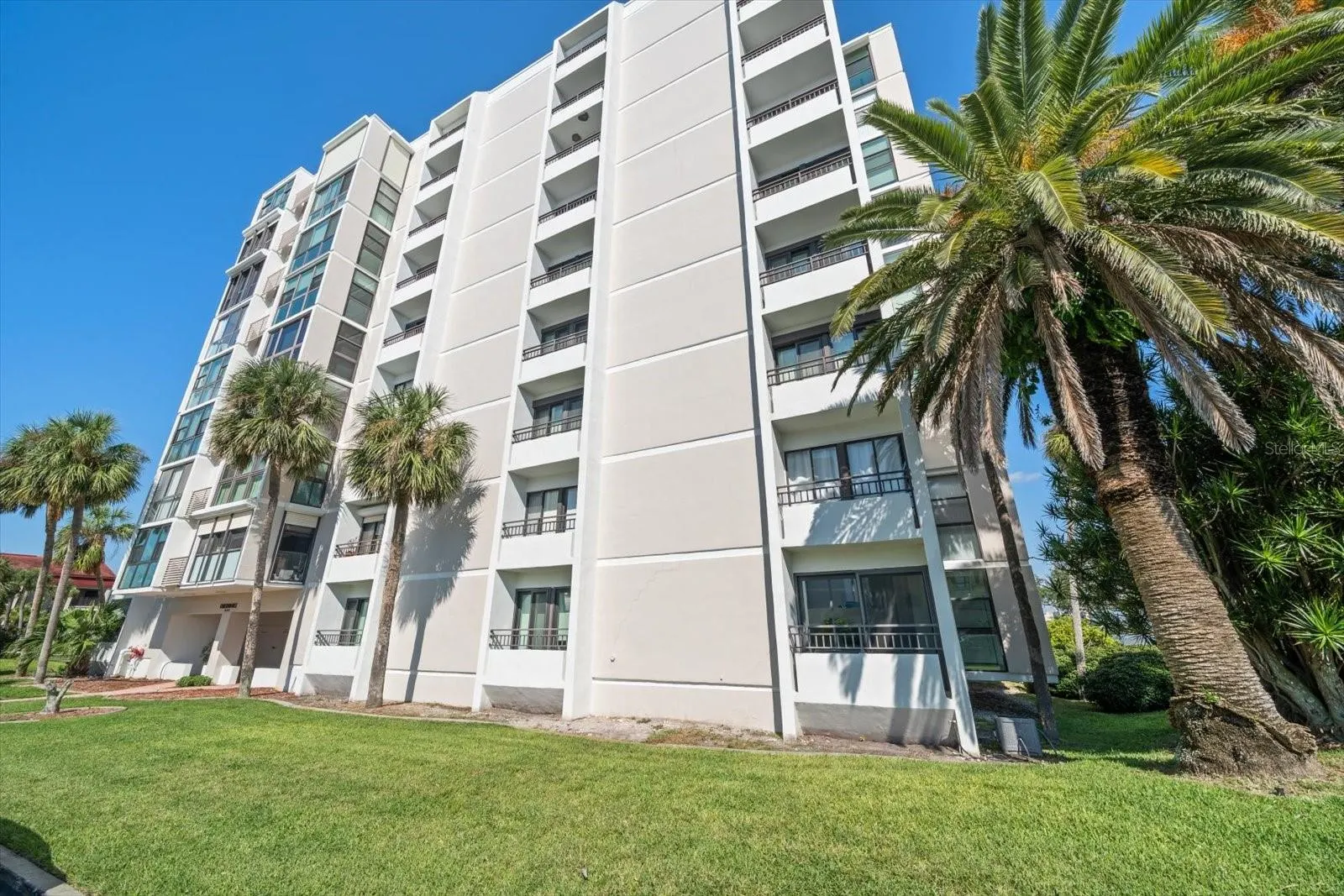 855 BAYWAY BLVD #105, #105