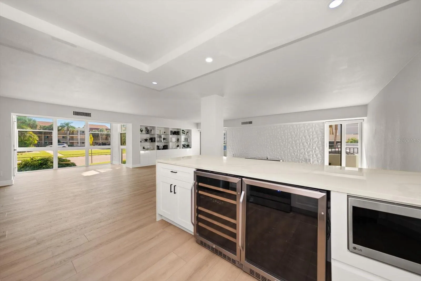 855 BAYWAY BLVD #105, #105
