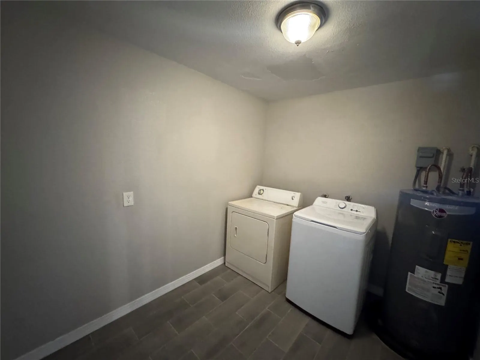10214 SABLE RIDGE CT