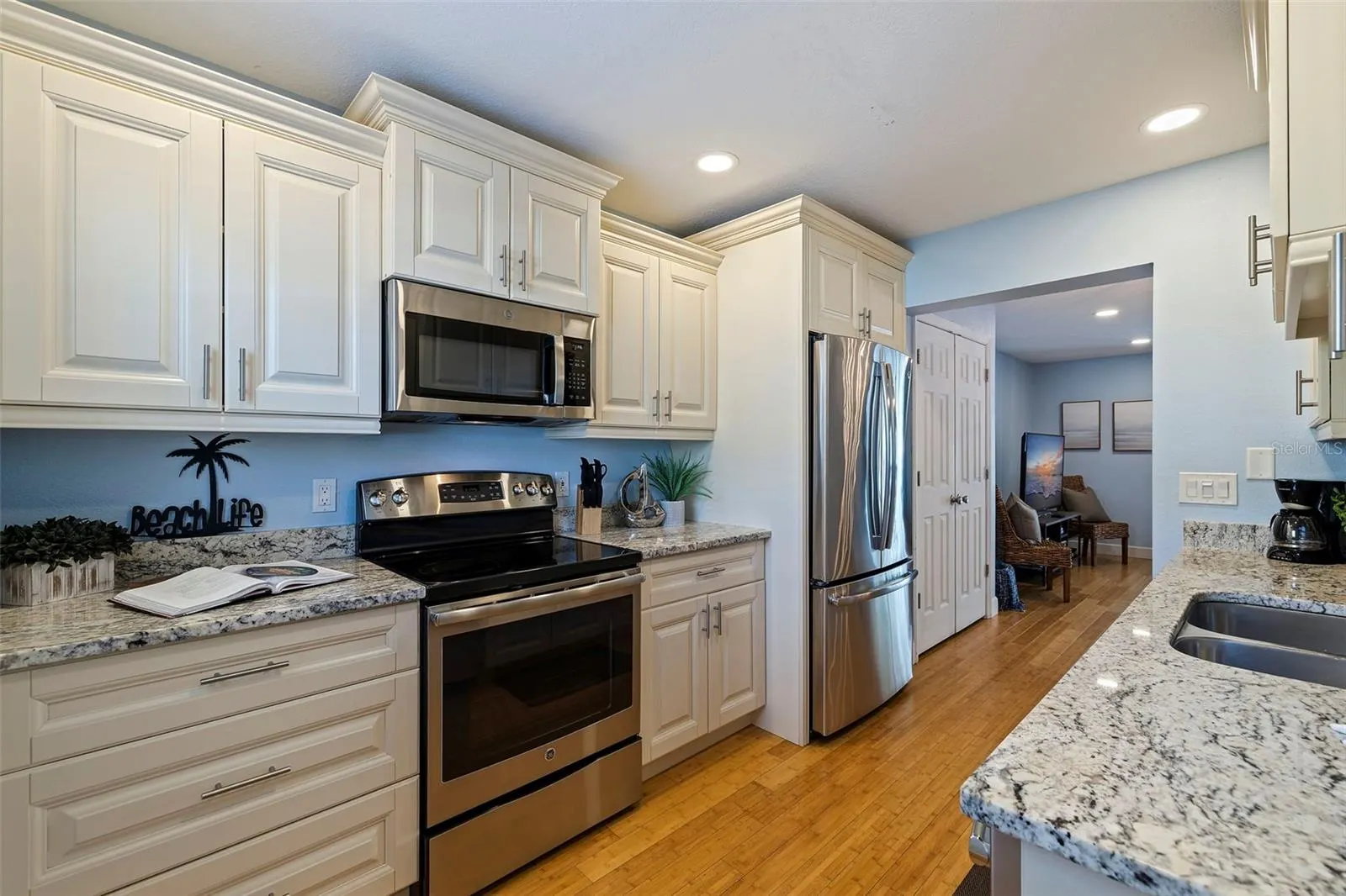 19823 GULF BLVD #5, #5