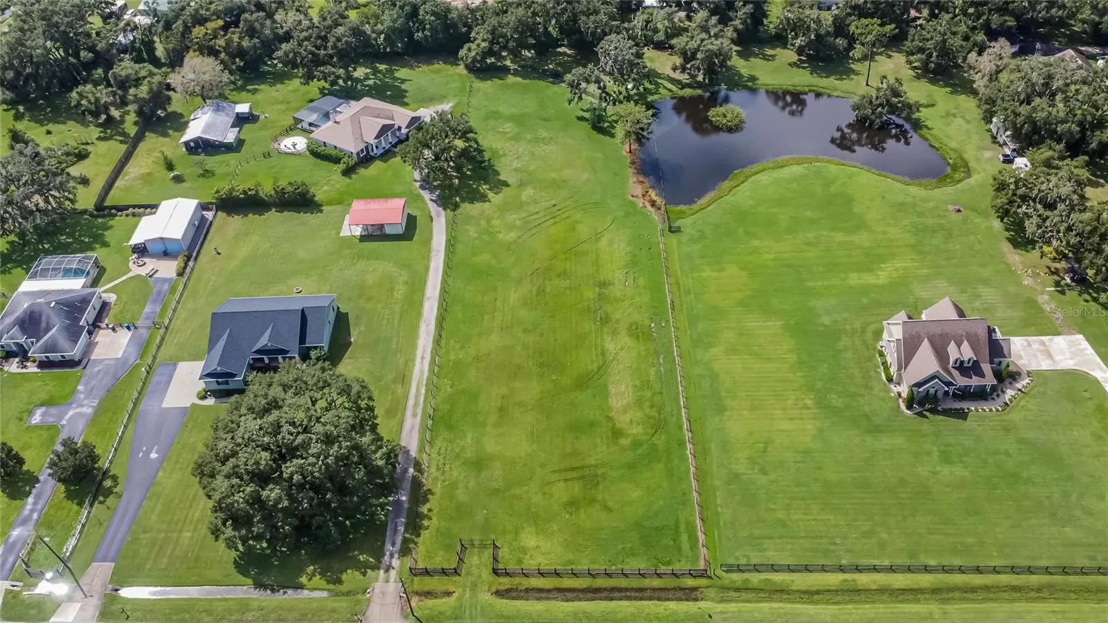 4801 SLEEPY HOLLOW LN