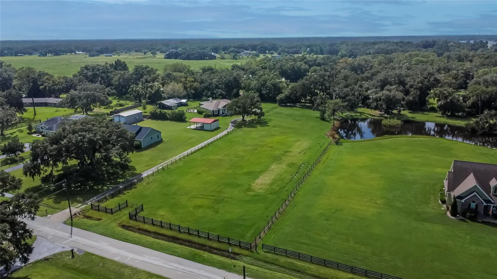 4801 SLEEPY HOLLOW LN