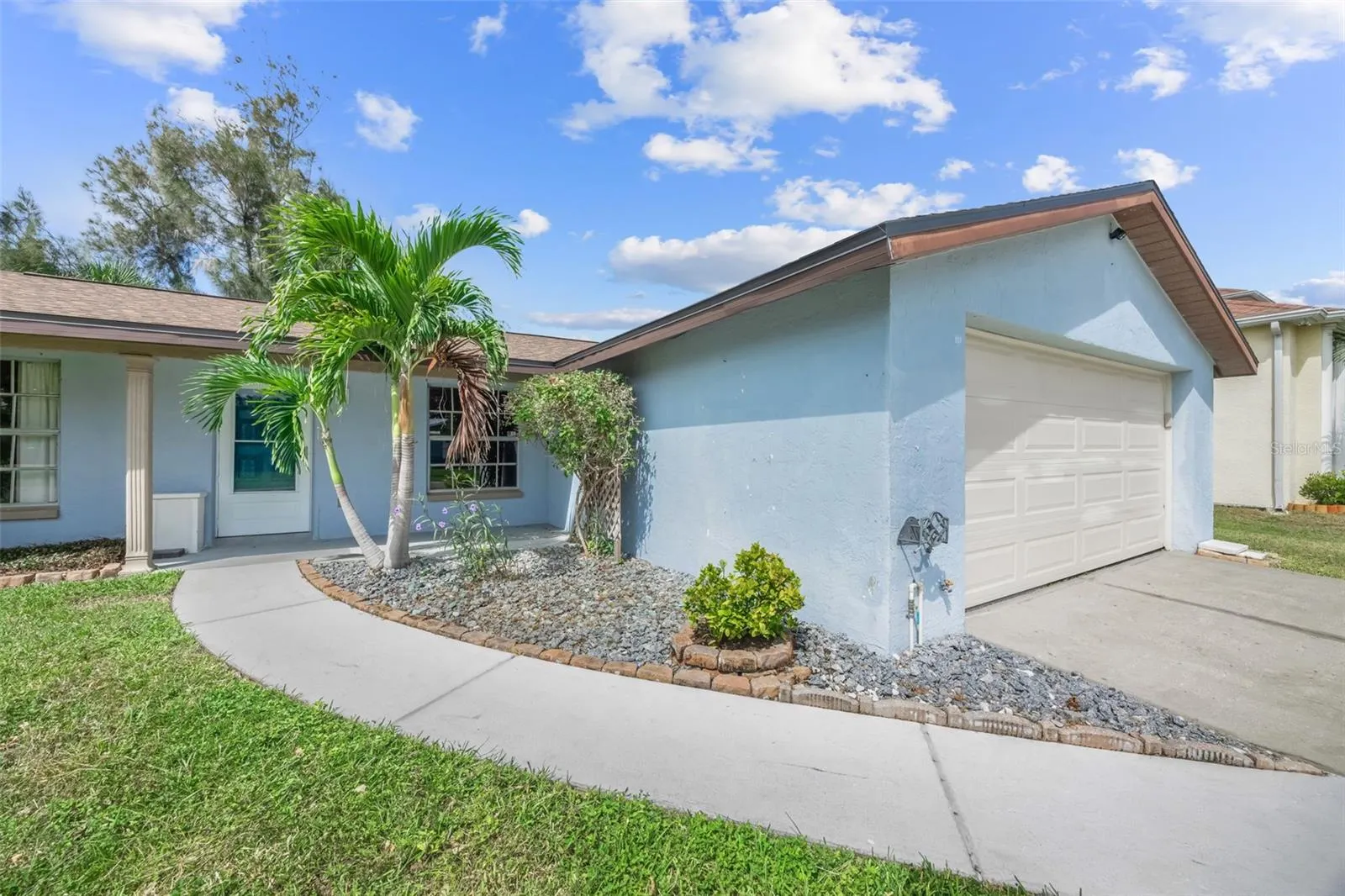 542 RED MANGROVE LN