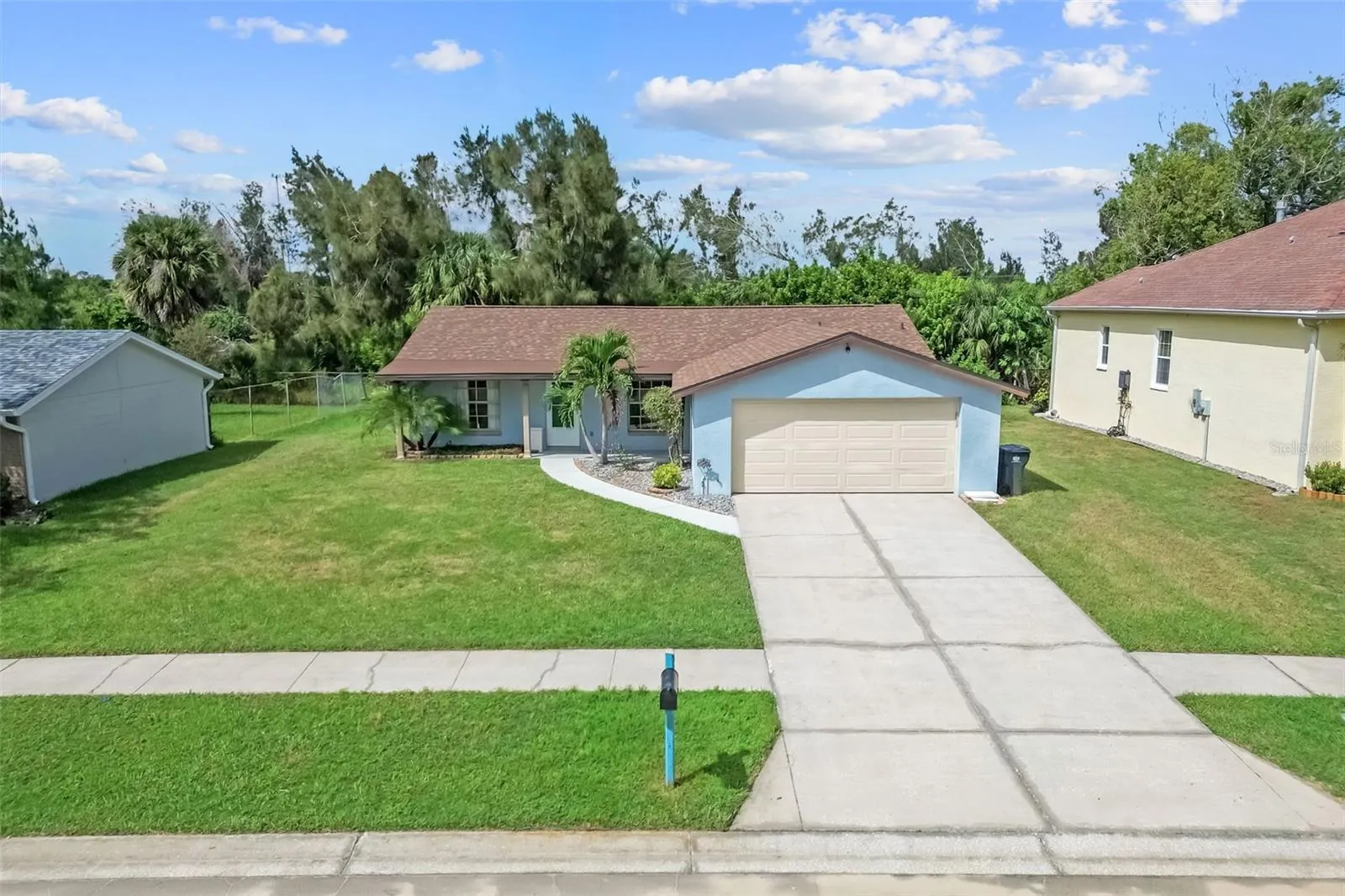 542 RED MANGROVE LN