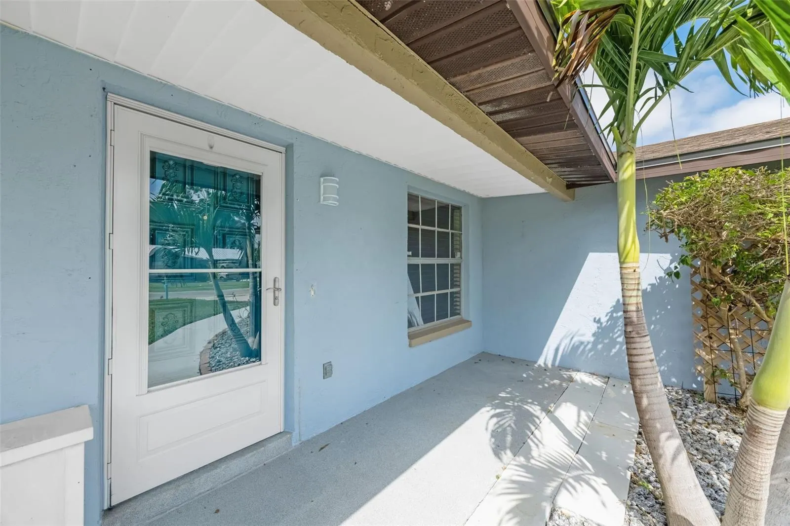 542 RED MANGROVE LN
