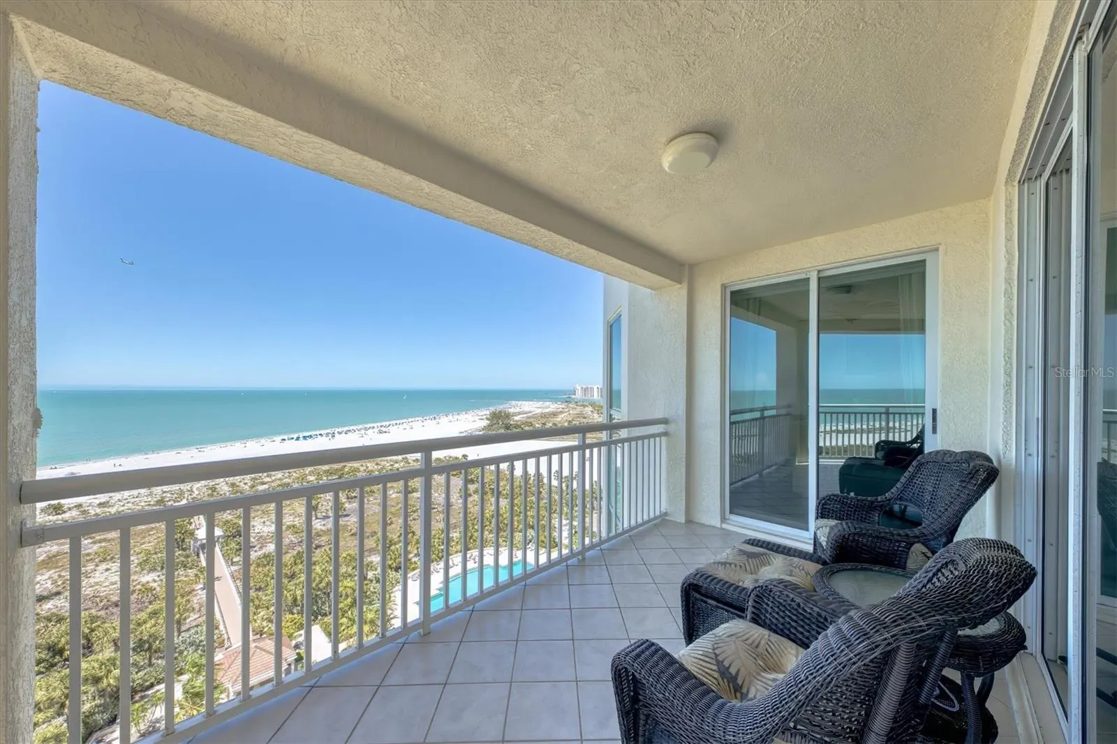 1180 GULF BLVD #1201, #1201