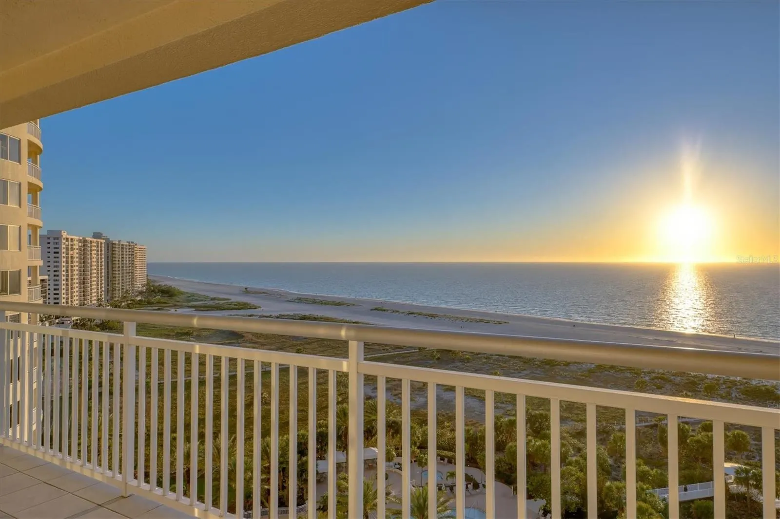 1180 GULF BLVD #1201, #1201