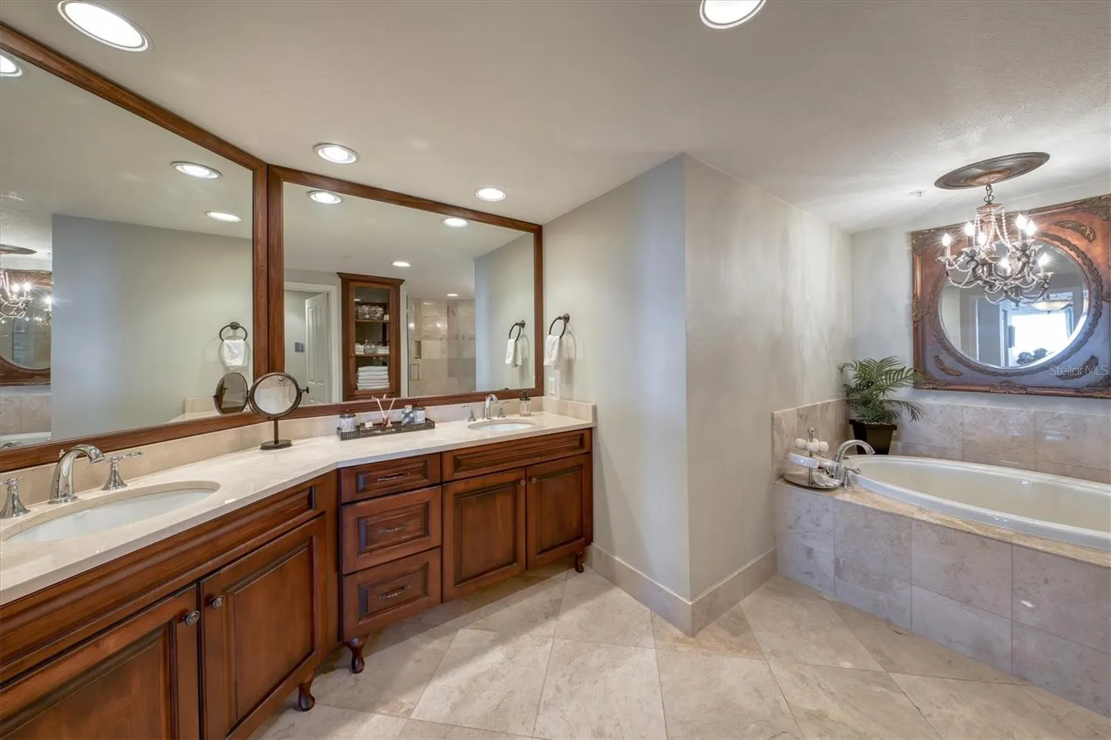 1180 GULF BLVD #1201, #1201