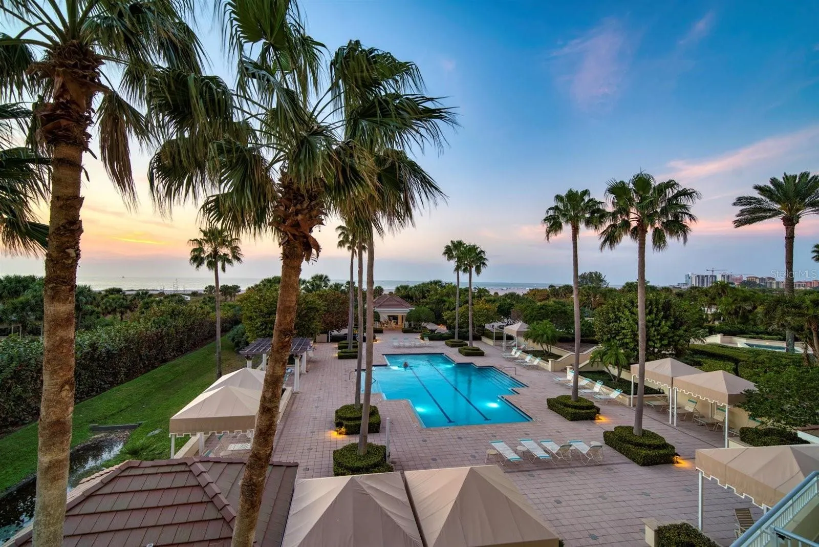 1180 GULF BLVD #1201, #1201