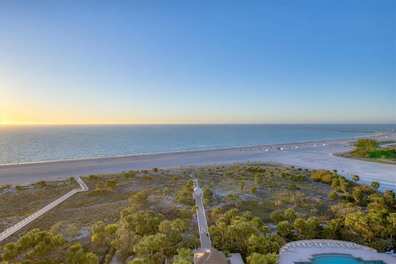1180 GULF BLVD #1201, #1201