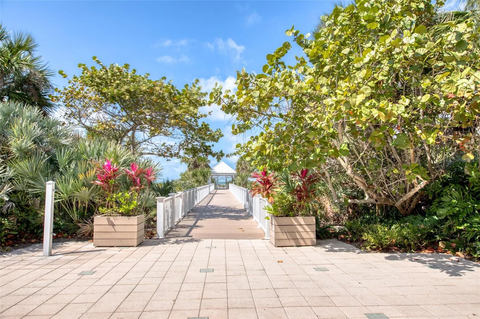 1180 GULF BLVD #1201, #1201
